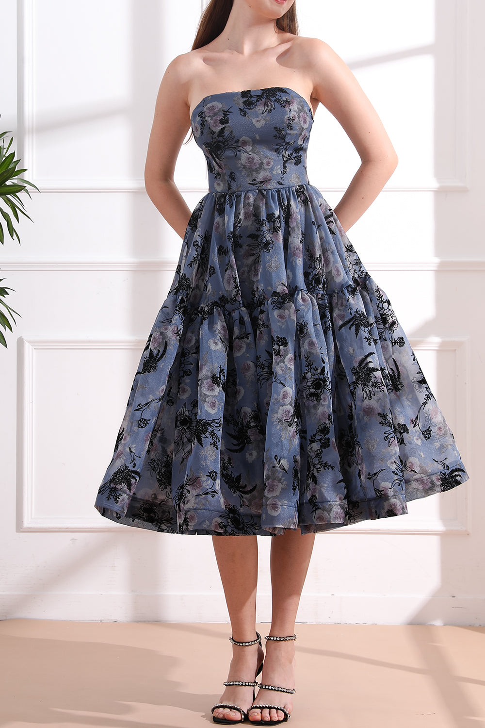 MissJophiel Strapless Floral Navy Floral Tiered Midi Evening Gown Navy Floral / Above Knee / US8 MissJophiel Strapless Floral Navy Floral Tiered Midi Evening Gown Navy Floral / Above Knee / US8