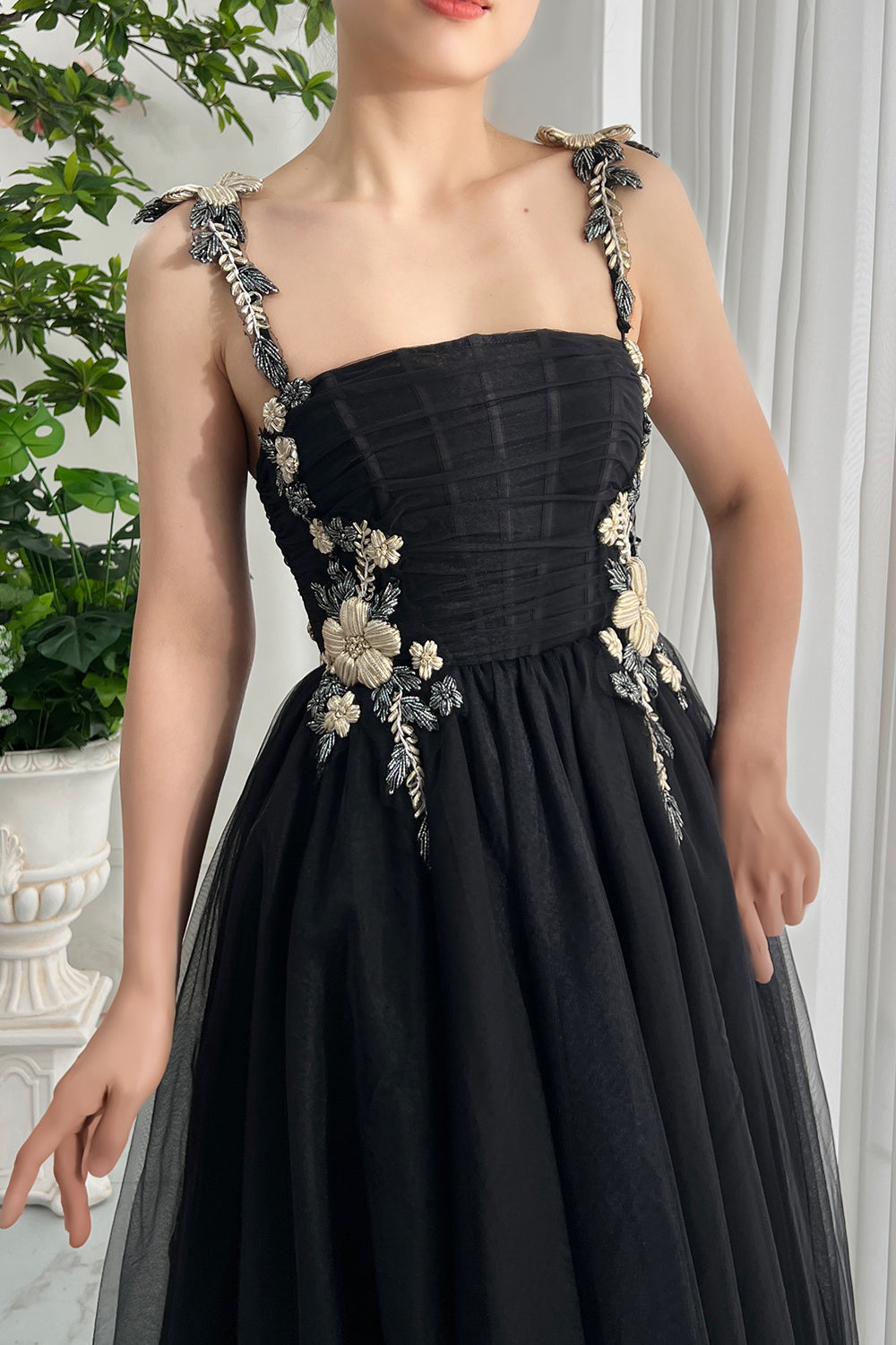 MissJophiel Corset Strapless Black Tulle Midi Dress Black / Above Knee / US8 MissJophiel Corset Strapless Black Tulle Midi Dress Black / Above Knee / US8