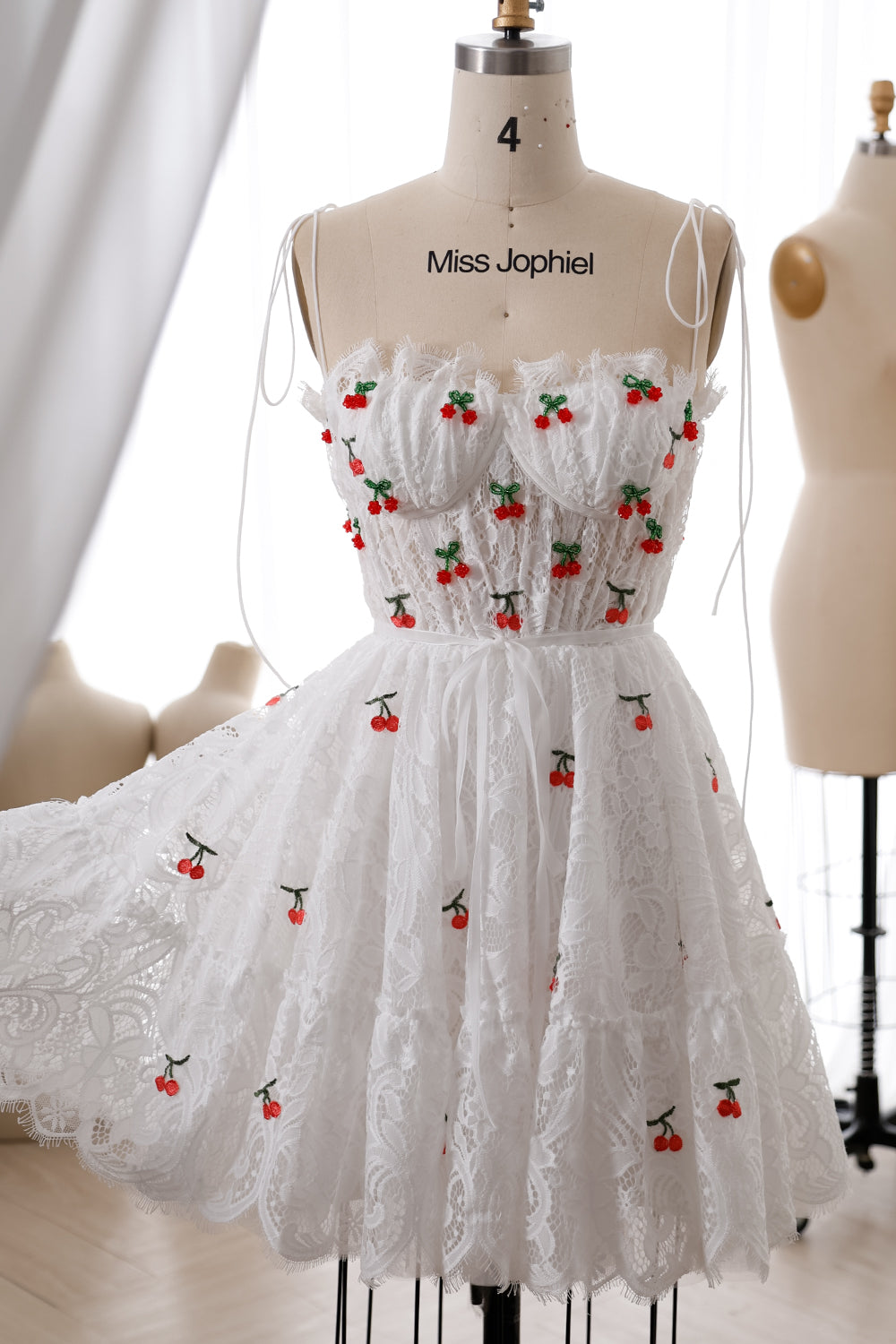 MissJophiel Corset Spaghetti Straps Lace Mini Prom Homecoming Dress with Beaded Cherry Applique Formal Gown Ivory / Above Knee / US2