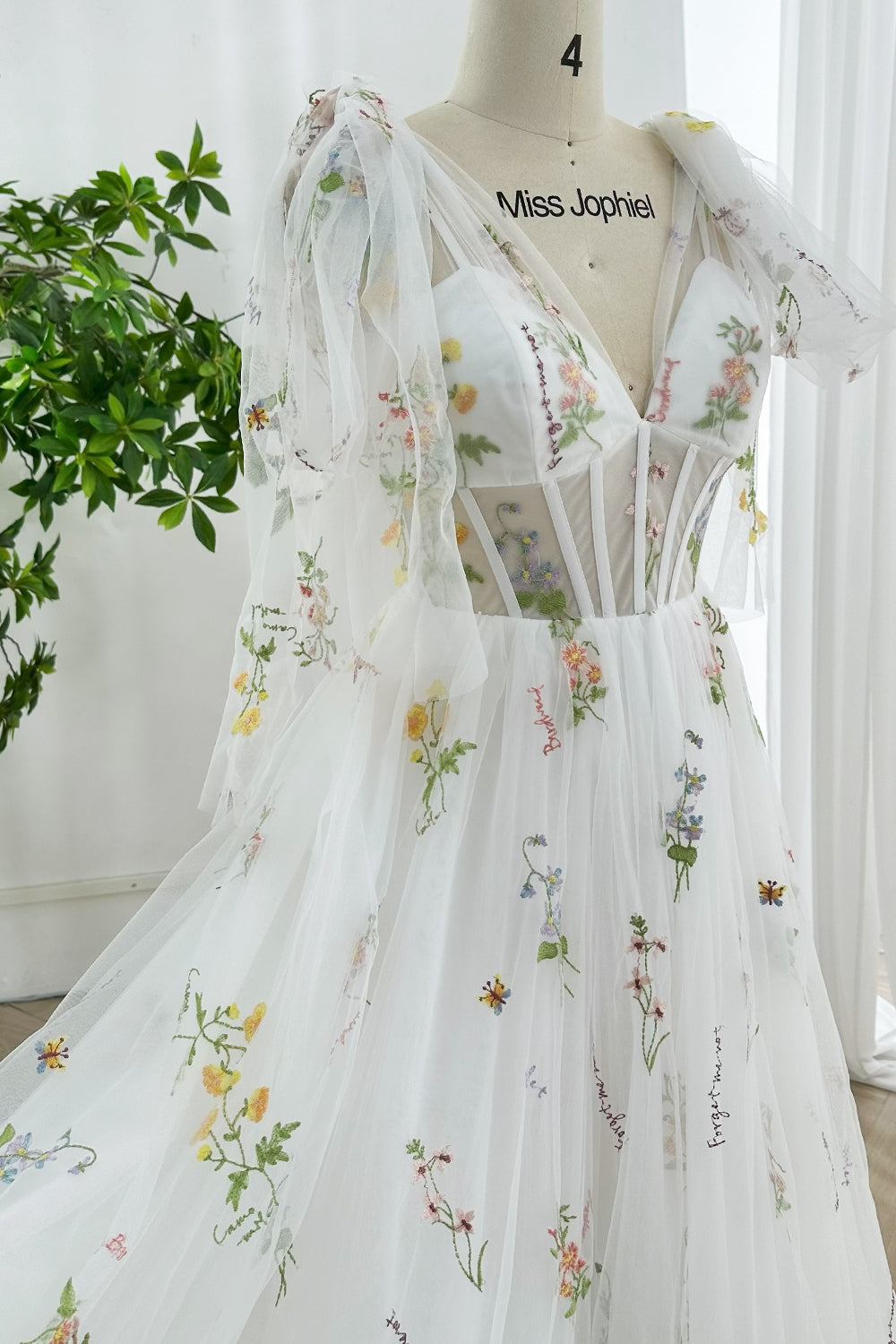 MissJophiel Infinity Corset Floral Embroidery Long Wedding Dress