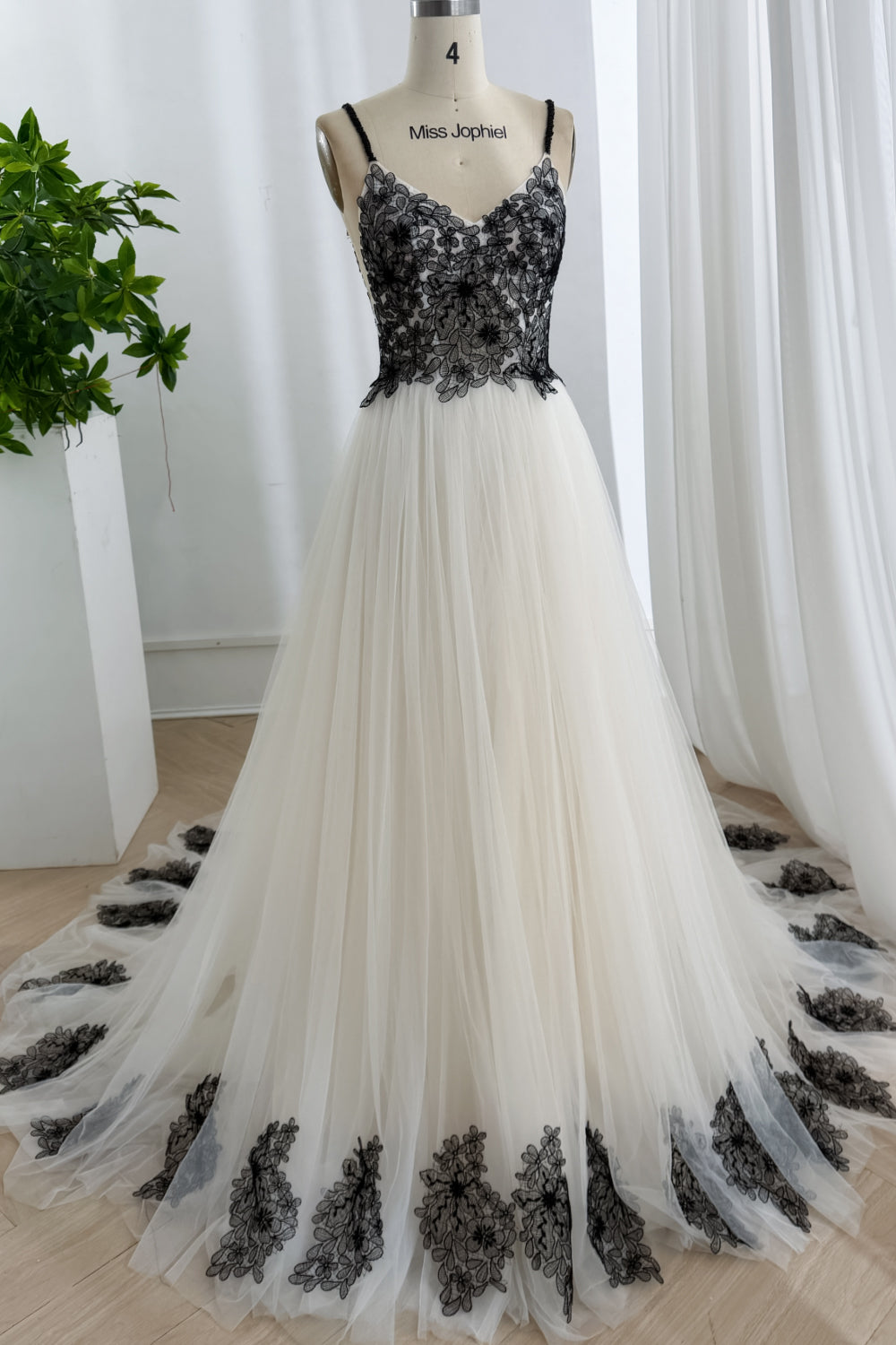 Ivory Tulle A-Line Dress with Black Floral Lace Appliqué and Spaghetti Straps with Train