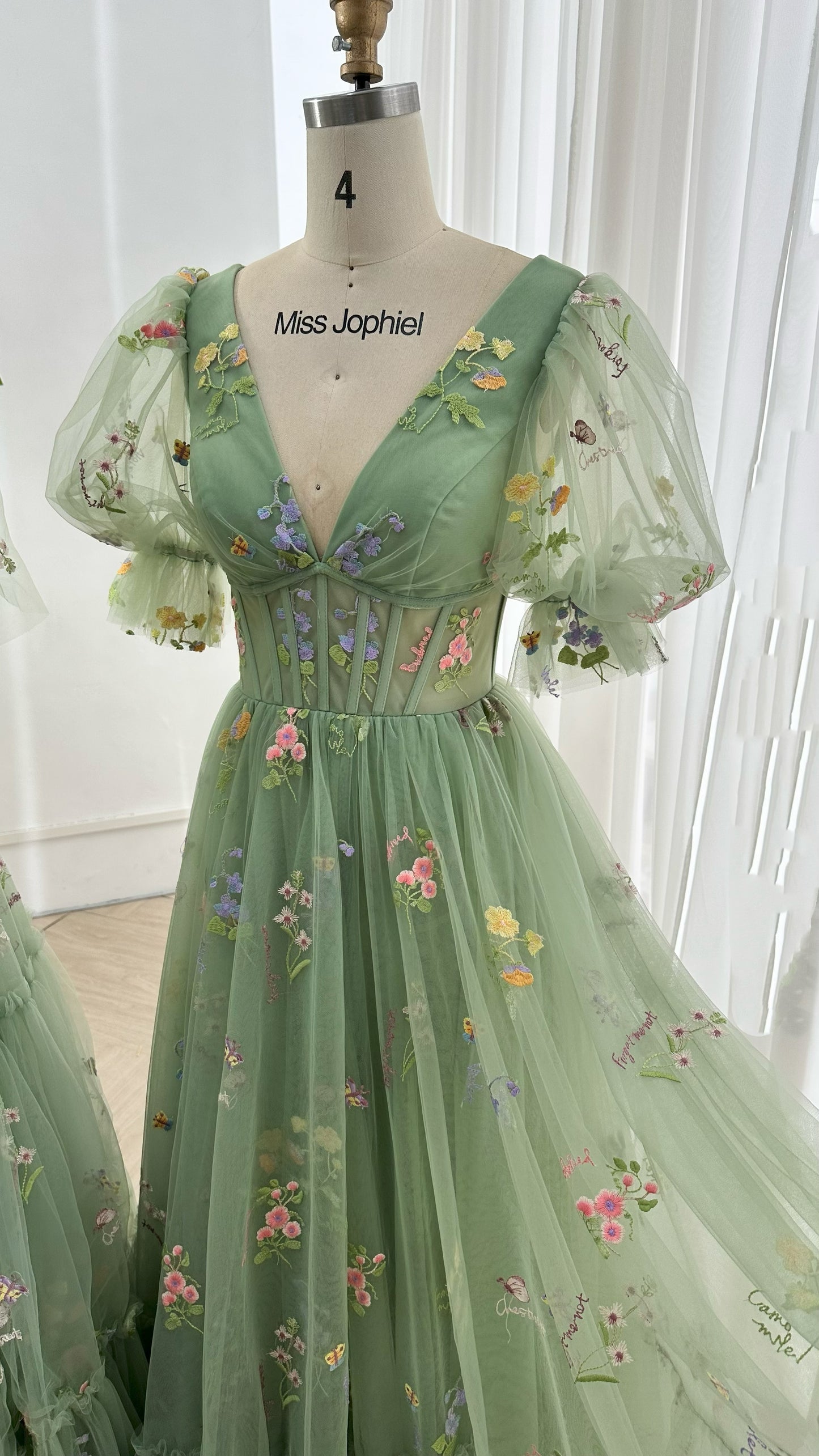 Short Puffy Sleeves Corset Floral Embroidery Midi Dress