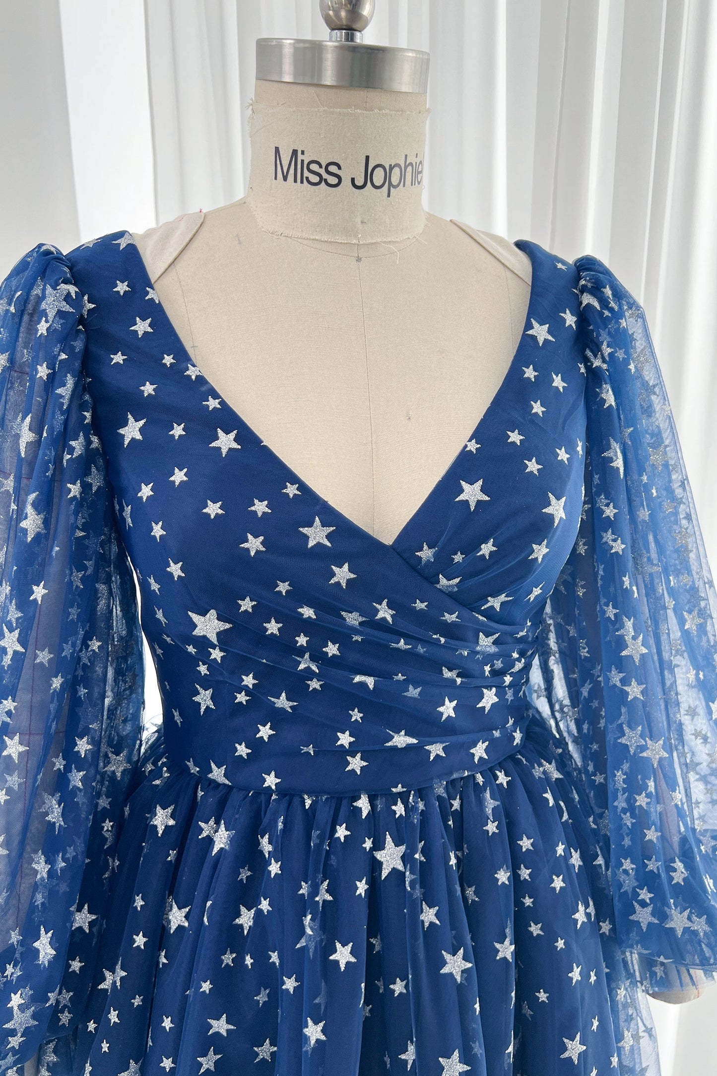 Long Puff Sleeves V Neck Mini Prom Dress