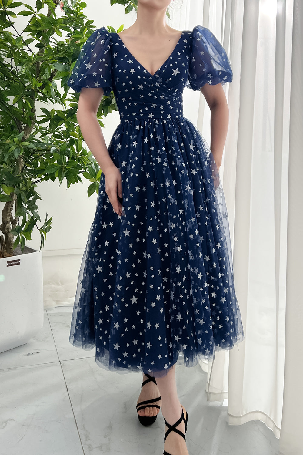 MissJophiel Puff Sleeves V Neck Stars Tulle Midi Dress