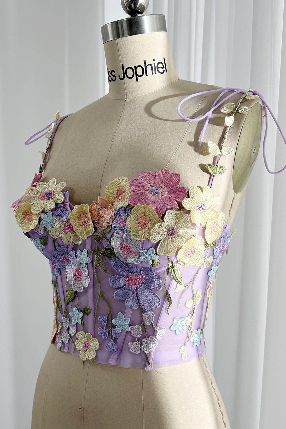 Chic Floral Embroidery Corset