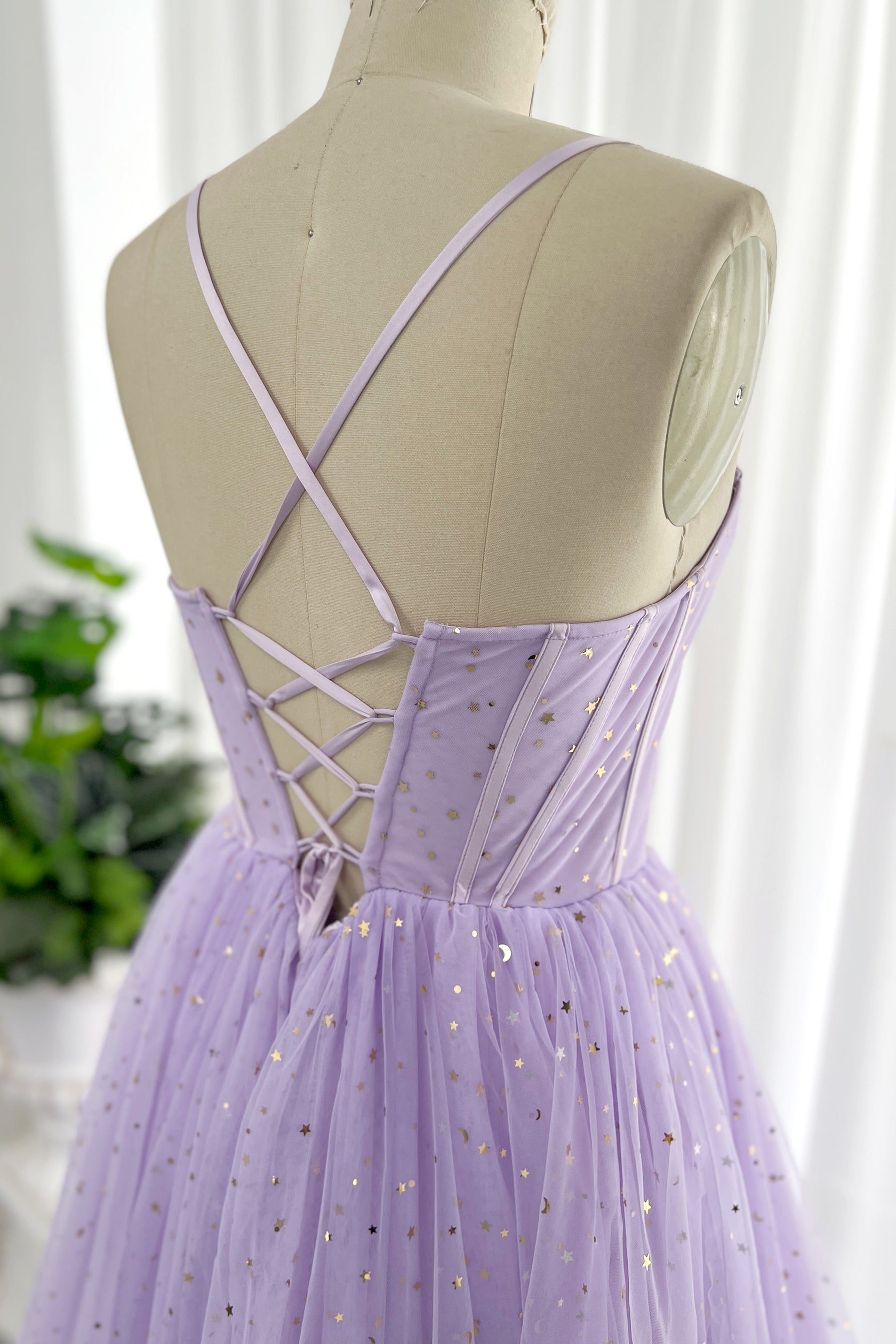 Sweetheart Neckline Lace-Up Back Ruffle Skirt Gown Emerald main image 1
