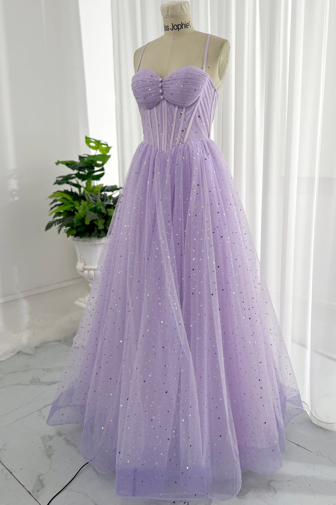 Sweetheart Neckline Lace-Up Back Ruffle Skirt Gown Lavender main image 1