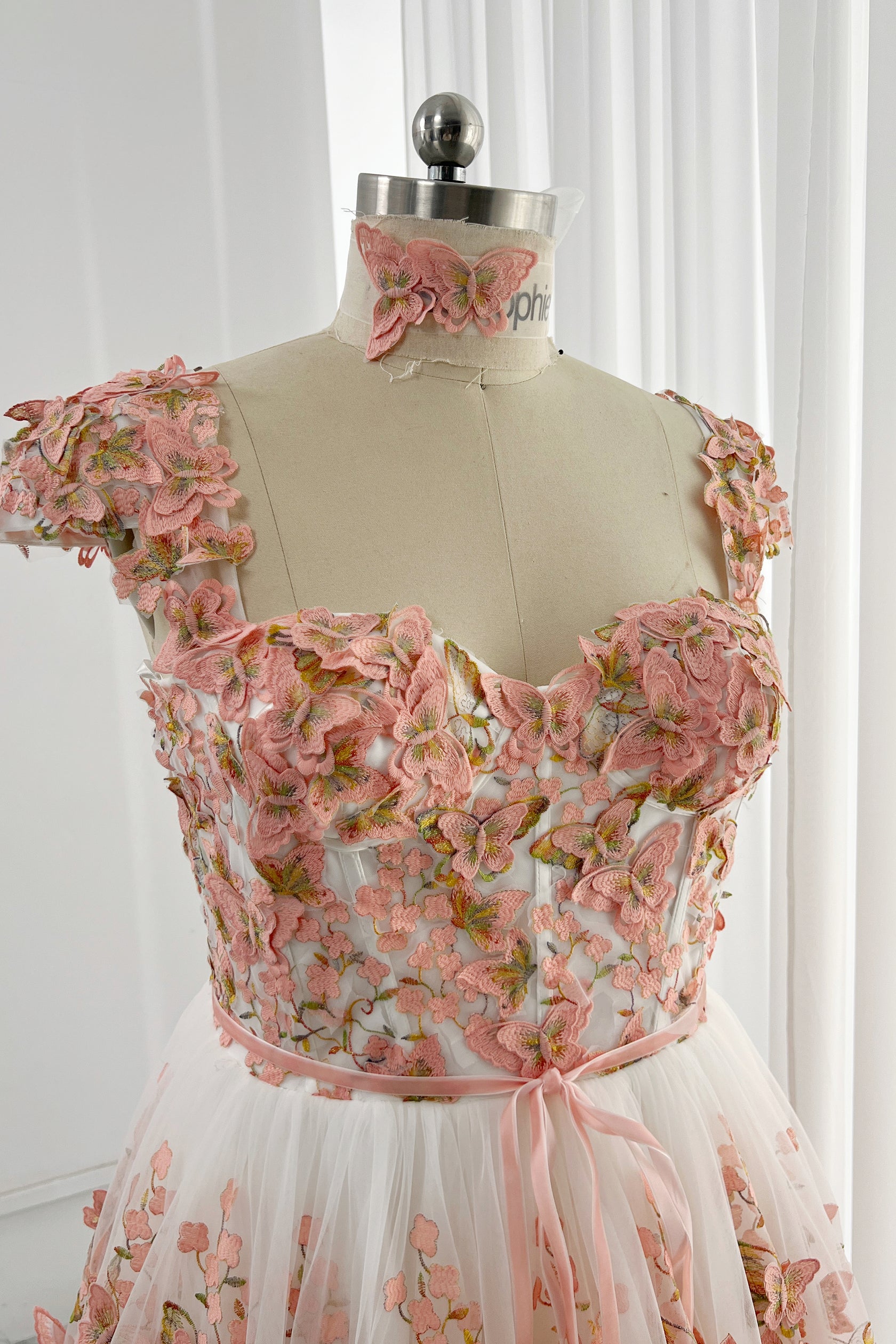 Midi dress - LOVE BUTTERFLY tender pink - Graphic butterfly print main image 0