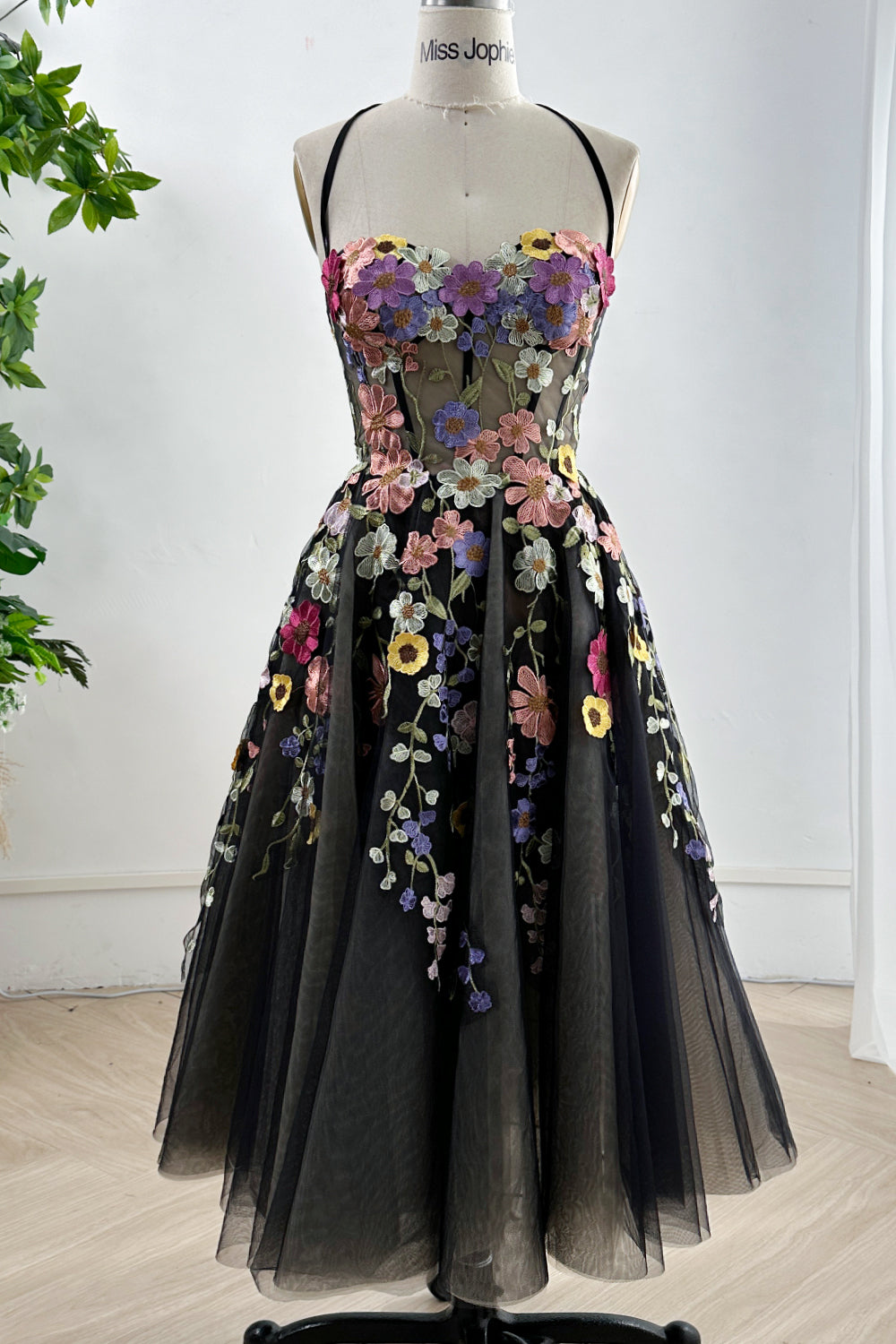 Applique Sweetheart Corset Tiered Dress With Slit Daffodil main image 1