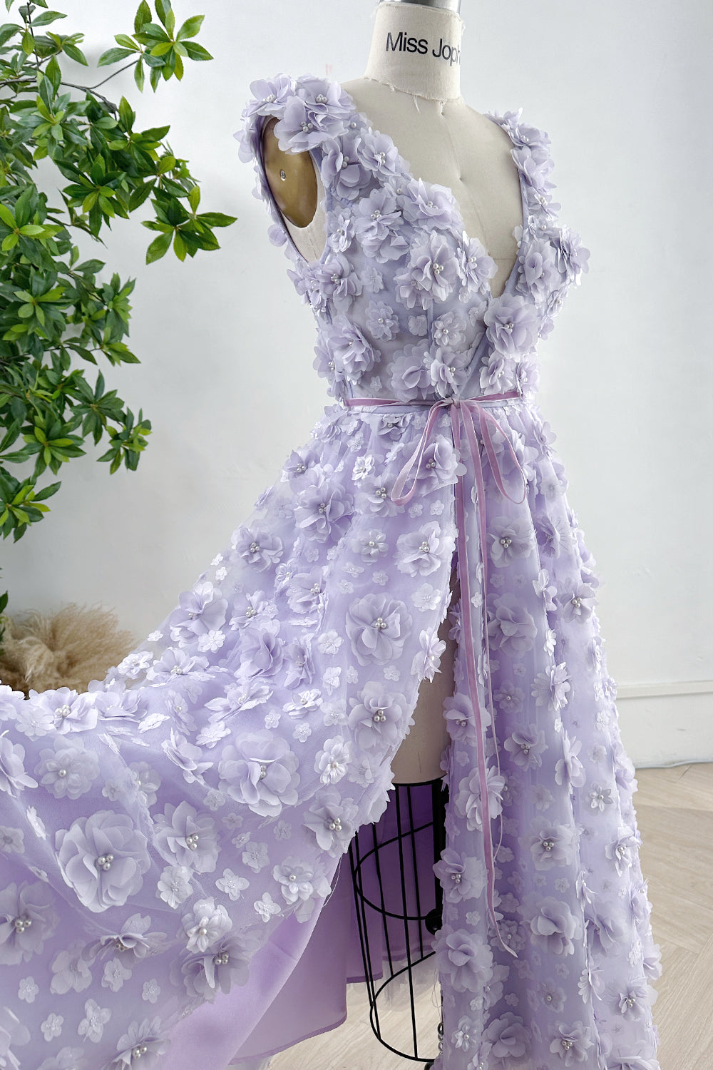 MissJophiel Straps V Neck 3D Floral Lavender Dress with Side Slit