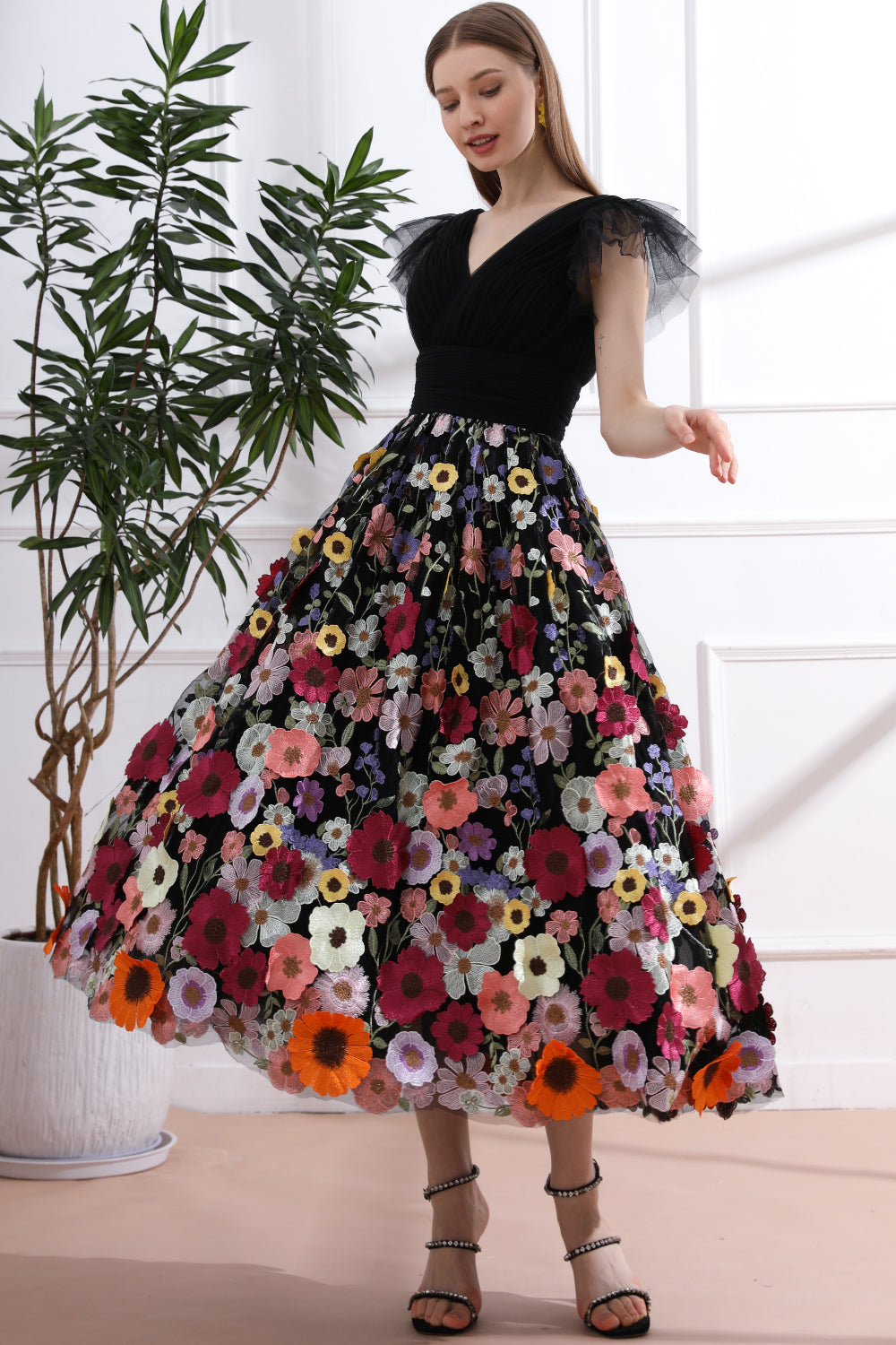 Straps V Neck Black Floral Embroidery Midi Dress