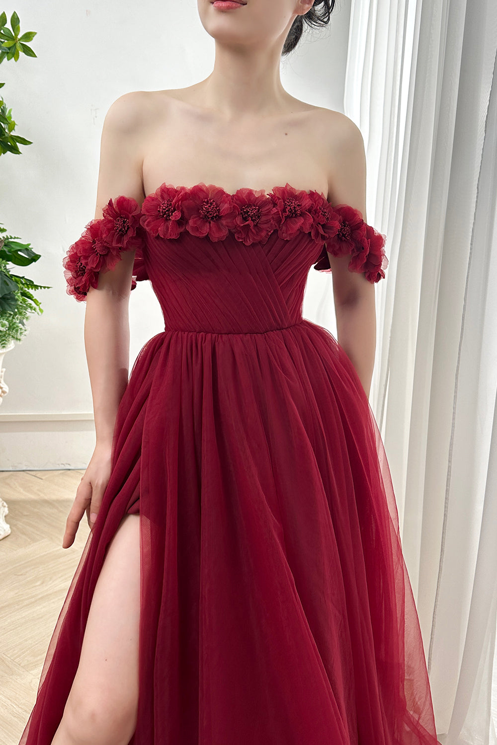 Off-the-shoulder Pleated Corset Dress With Slit Mist main image 1