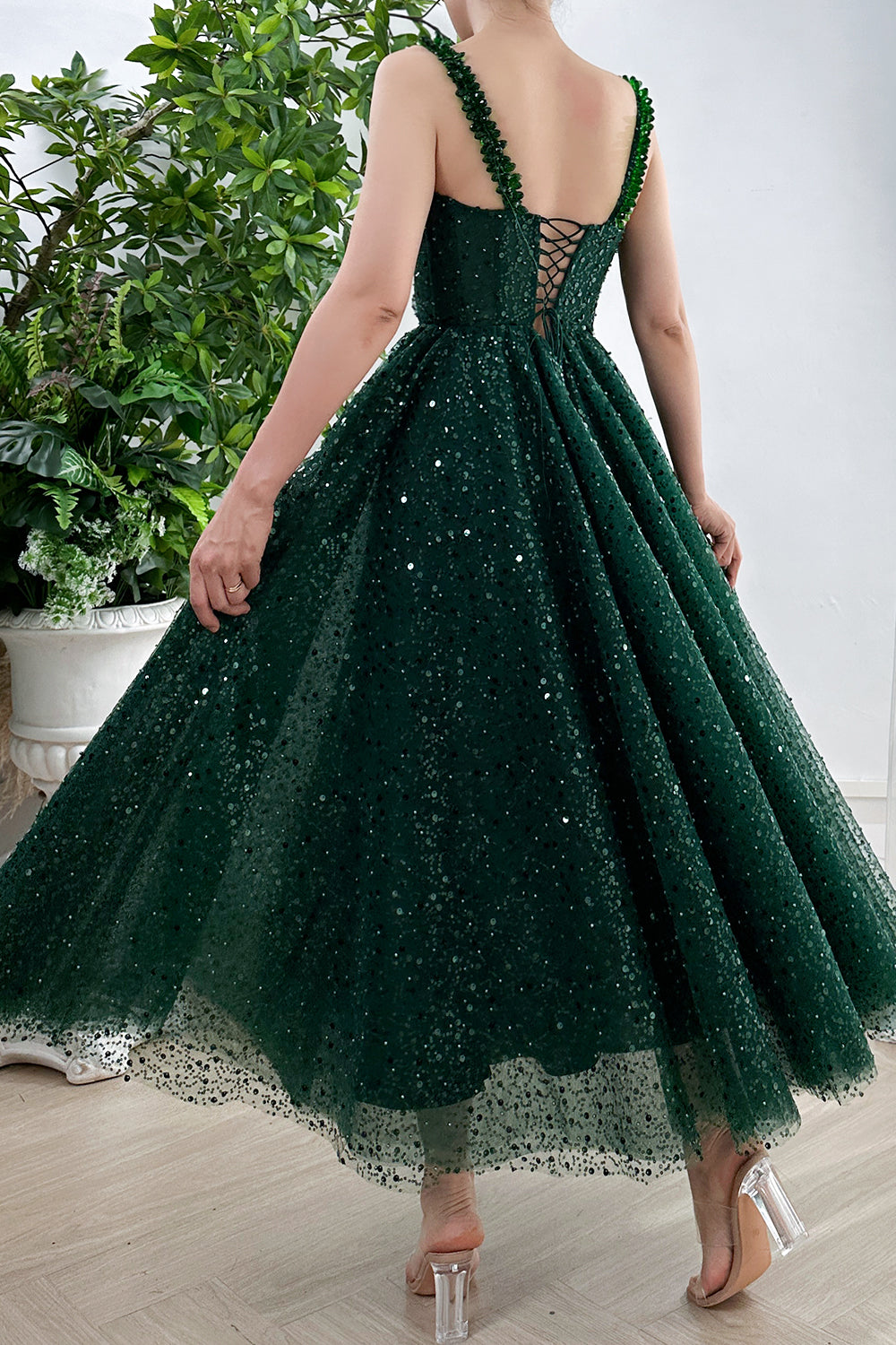 MissJophiel Corset Crystals Straps V Neck Sequin Dark Green Dress Other / Above Knee / US6 MissJophiel Corset Crystals Straps V Neck Sequin Dark Green Dress Other / Above Knee / US6