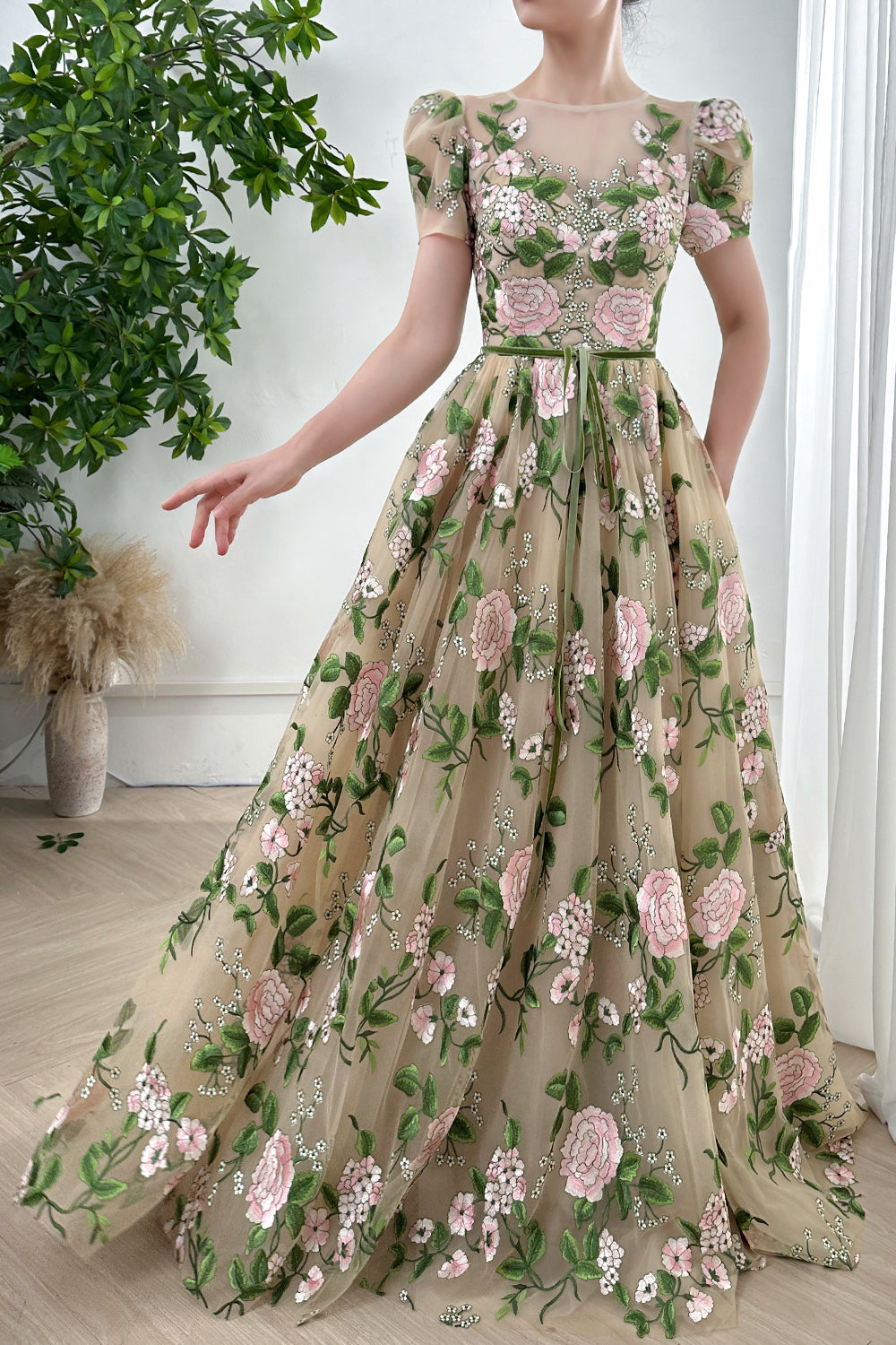 MissJophiel Short Sleeves O Neck Floral Embroidery Dress