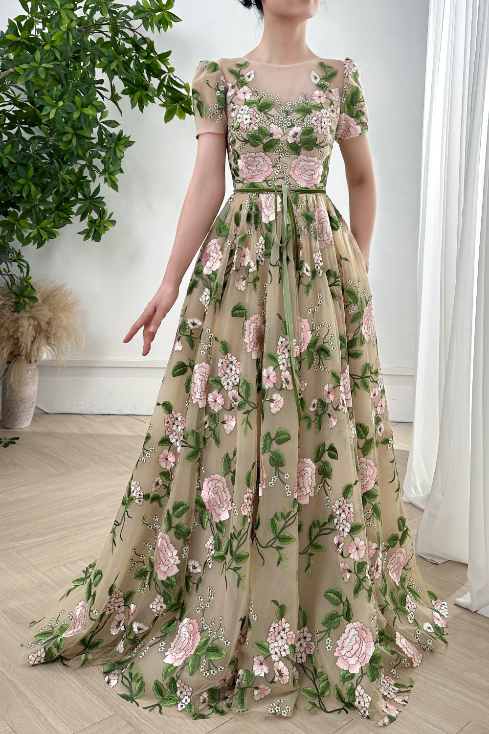 Short Sleeves O Neck Floral Embroidery Long Dress