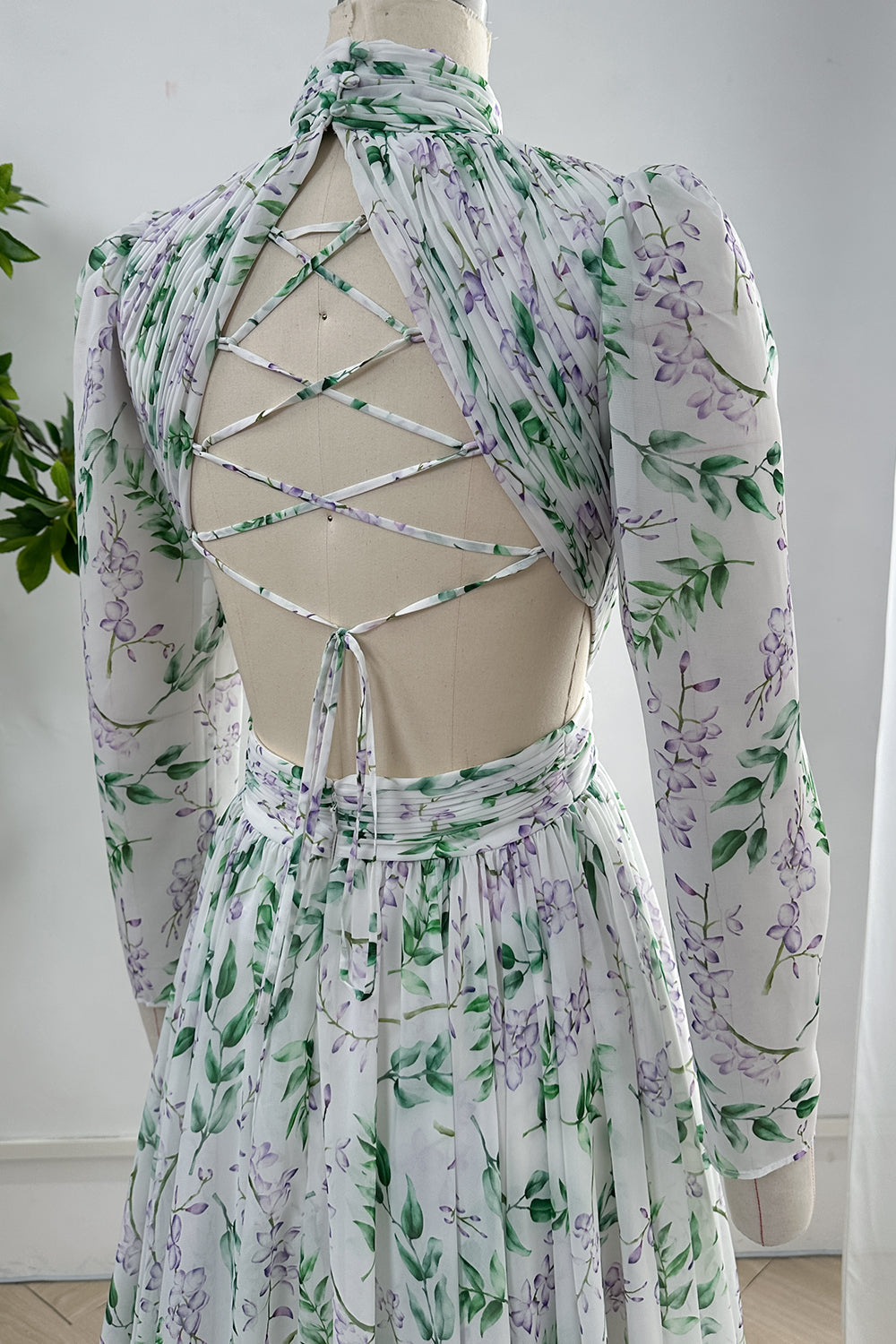 MissJophiel High Neck Long Sleeves Floral Print Chiffon Long Dress Other / Above Knee / US2 MissJophiel High Neck Long Sleeves Floral Print Chiffon Long Dress Other / Above Knee / US2