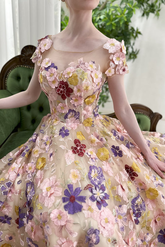 فستان ميدي قصير الأكمام بفتحة رقبة على شكل قارب ومطرز بالزهور