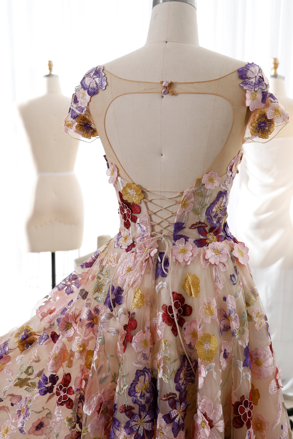 NAVY TASSEL V-NECK FLORAL EMBROIDERY DETAILED SHIFT DRESS main image 1
