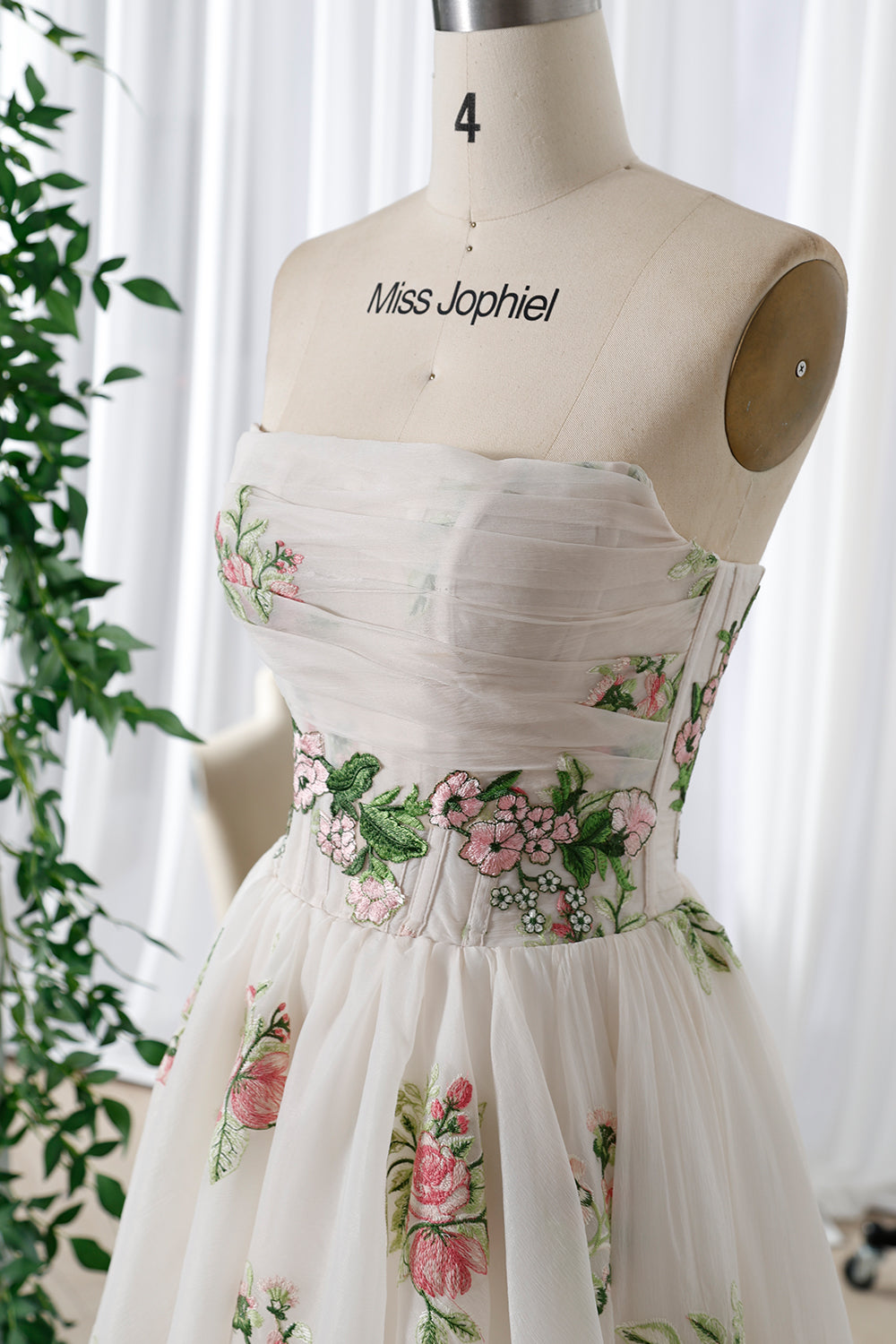 Strapless Corset Embroidery Organza Midi Dress