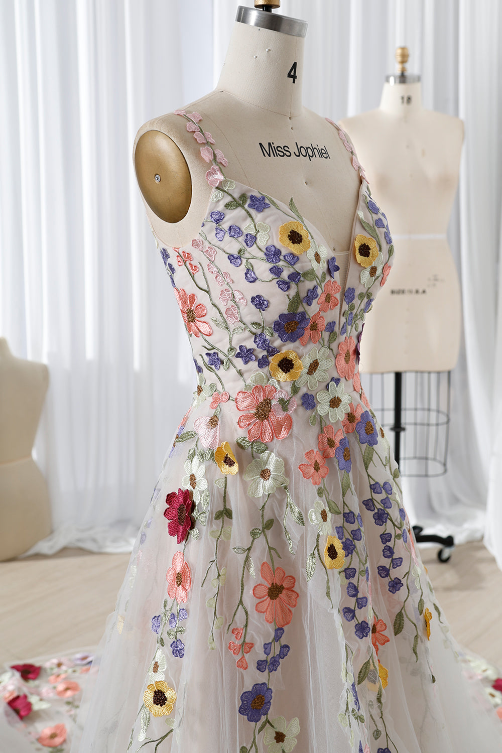 MissJophiel Spaghetti Straps V Neck Floral Applique Bridal Dress