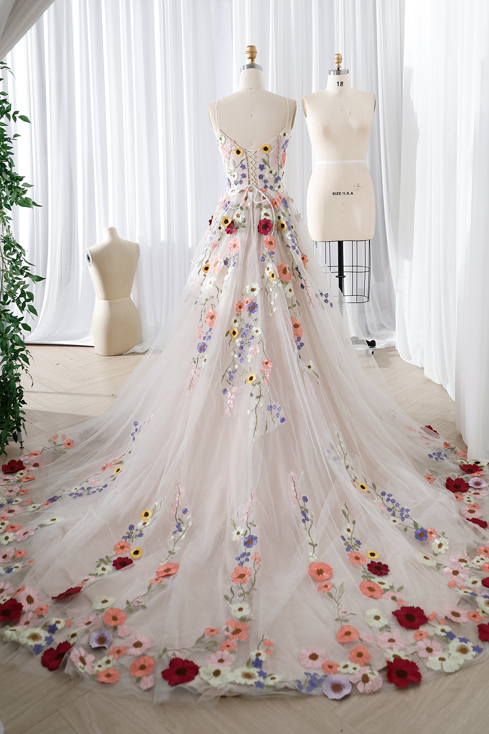 Spaghetti Straps V Neck Floral Applique Bridal Dress