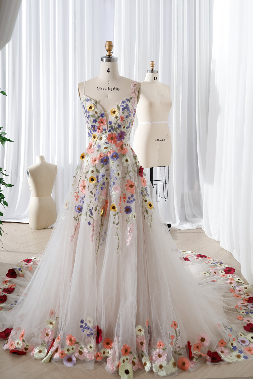 Applique Flower Cutout Spaghetti Strap Dress