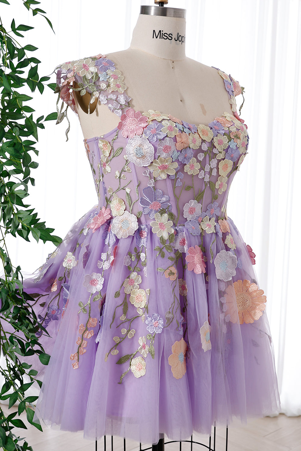 Korsettkleid mit Blumenapplikationen und abnehmbaren Trägern