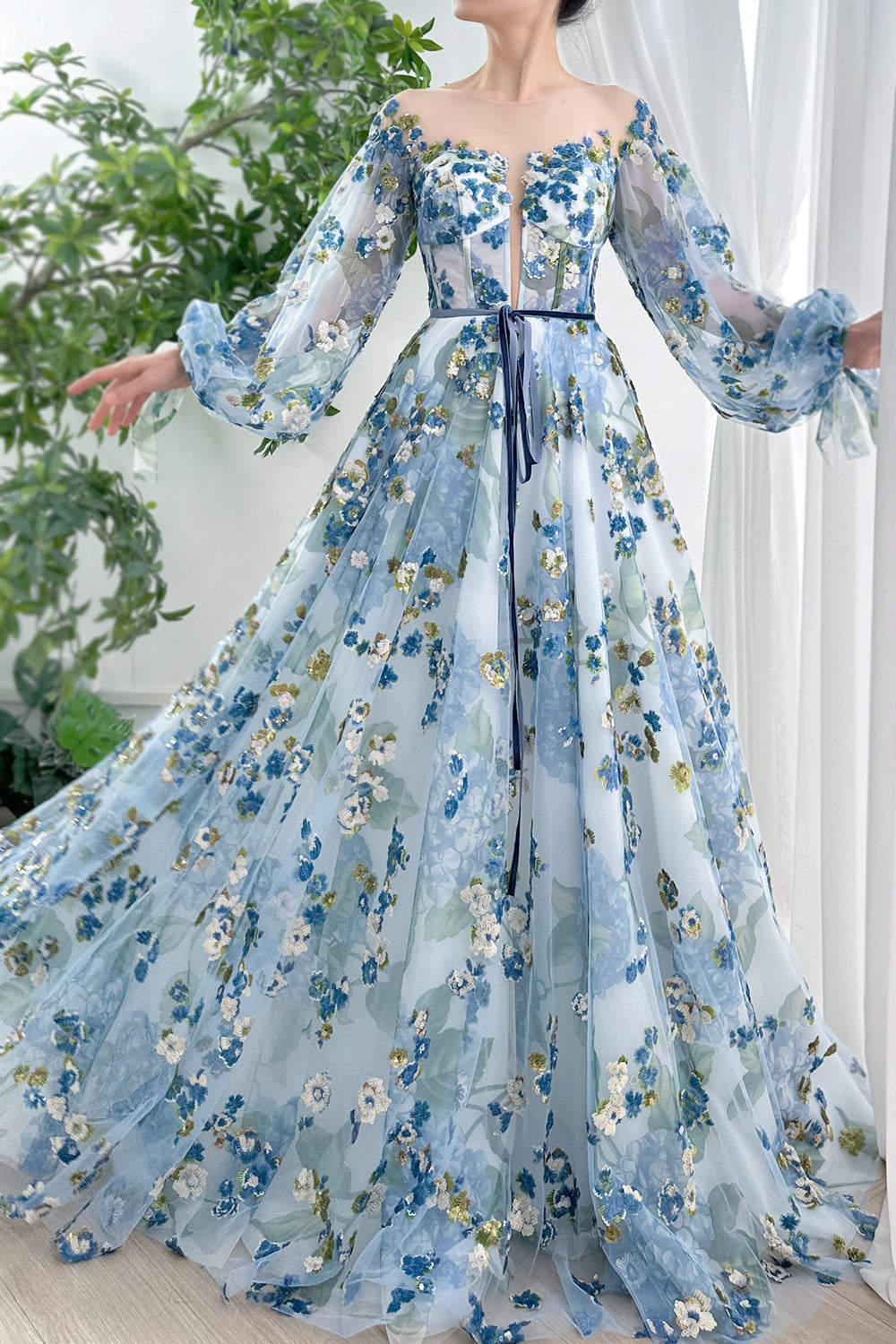 MissJophiel Corset Illusion long Sleeves Sequin Embroidery Dress Blue Floral / Above Knee / US6 MissJophiel Corset Illusion long Sleeves Sequin Embroidery Dress Blue Floral / Above Knee / US6