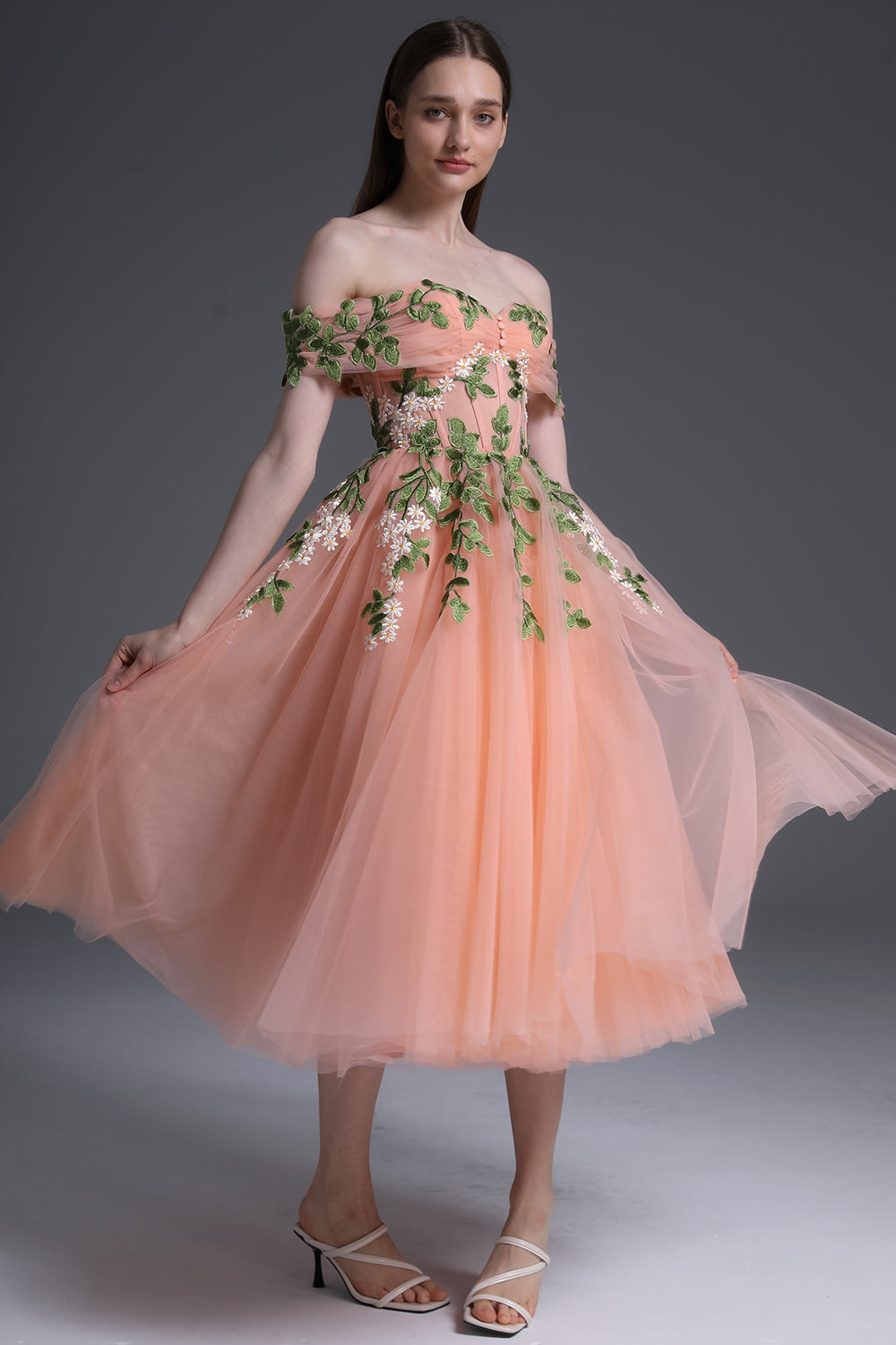 Korsett schulterfreies Tüll-Ballkleid mit Blatt-Applikationen