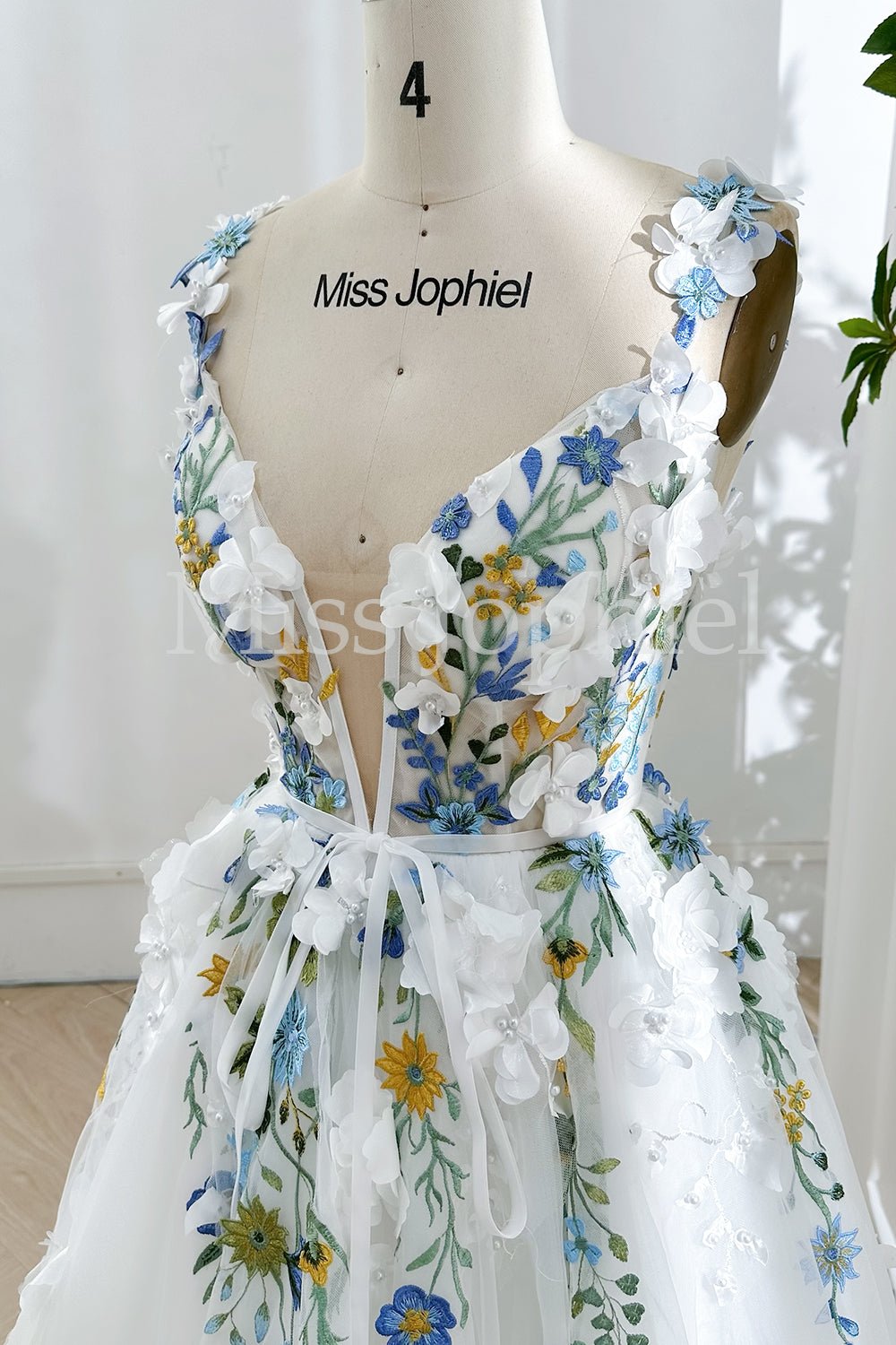 3D Floral Corset V Neck Floral Wedding Dress