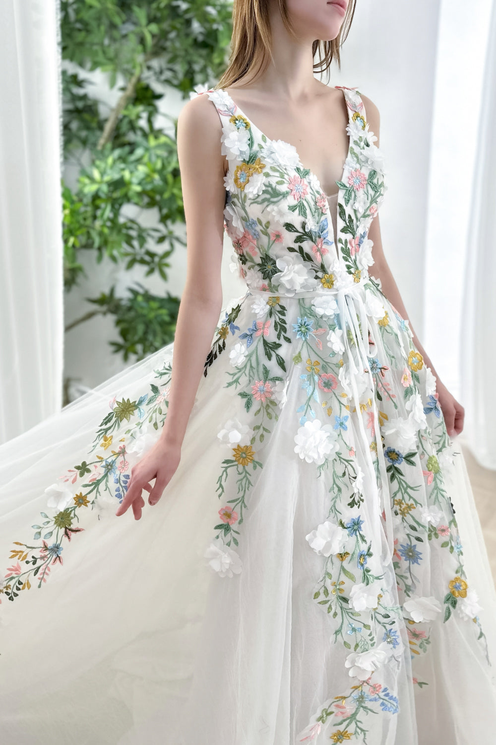 MissJophiel Straps V Neck 3D Floral Applique Wedding Dress with Train