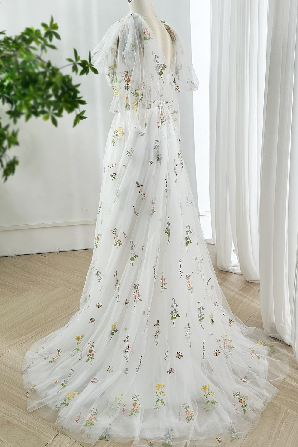 MissJophiel Infinity Corset Floral Embroidery Long Wedding Dress