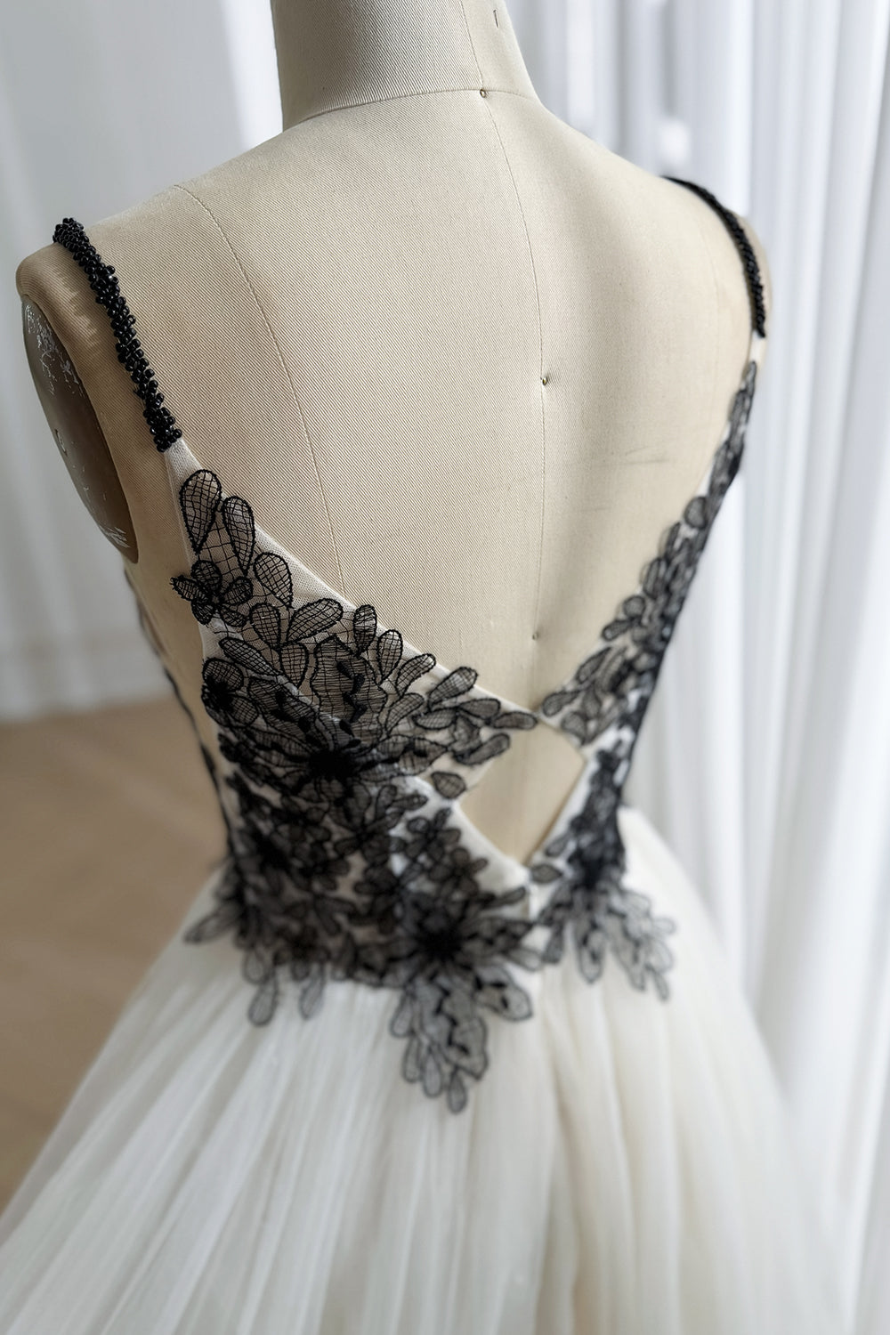 Ivory Tulle A-Line Dress with Black Floral Lace Appliqué and Spaghetti Straps with Train