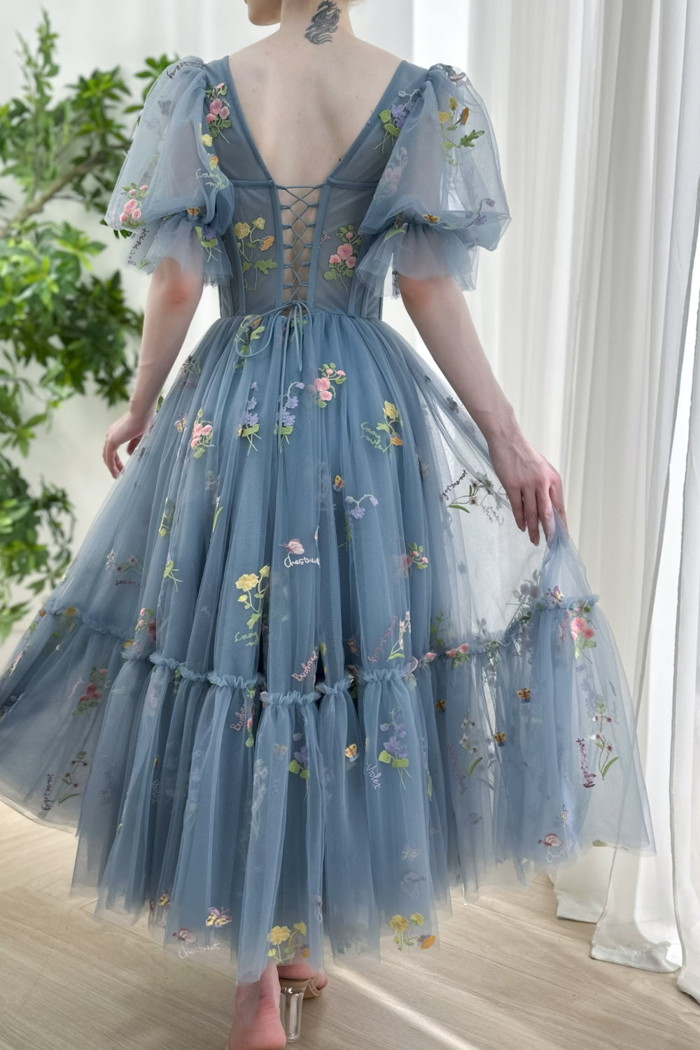 Short Puffy Sleeves Corset Floral Embroidery Midi Dress