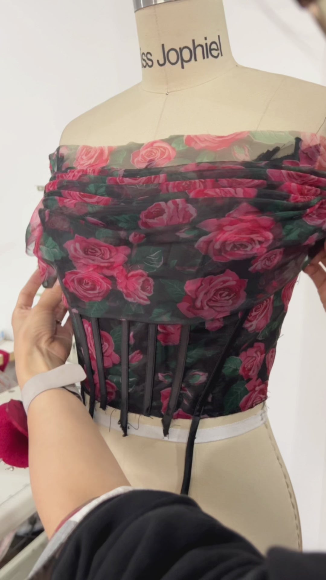 Making a midi floral organza prom dress #fashion #prom #sewing