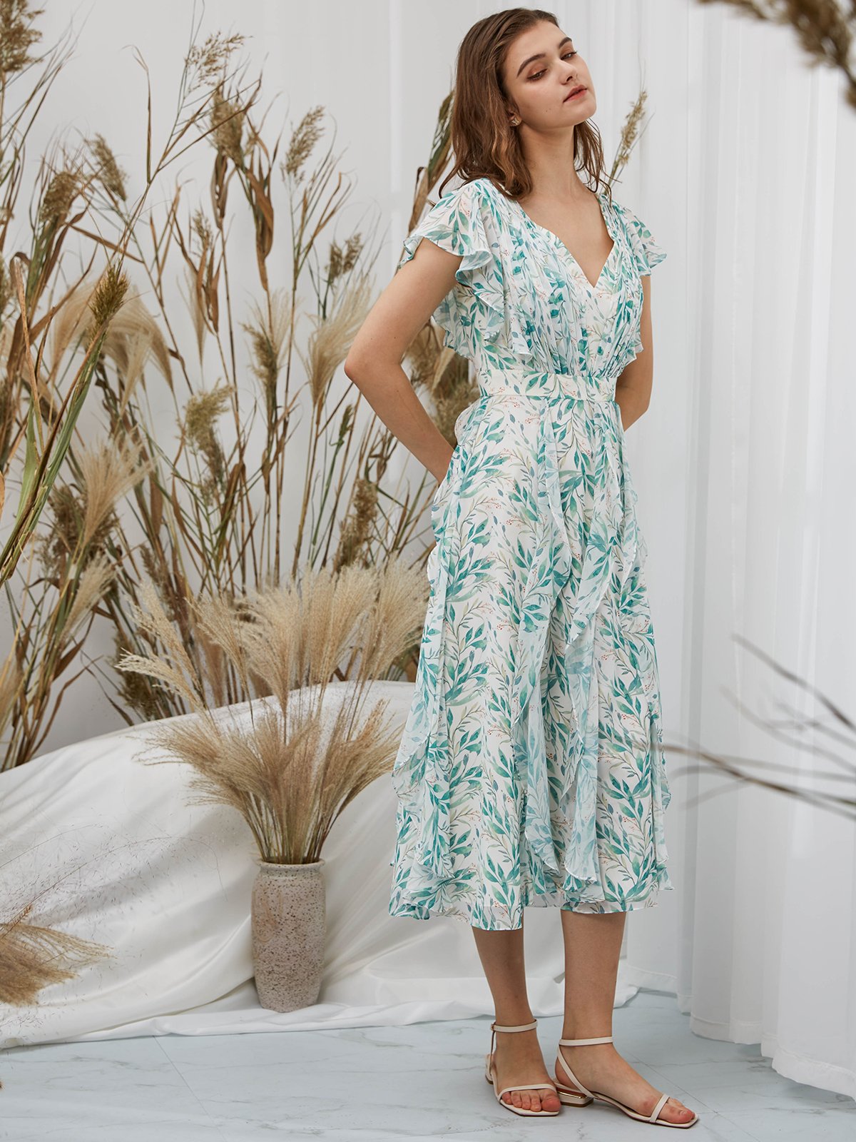 Scollop Sleeves Chiffon V-Ausschnitt Print Floral Midi Tee Länge formelles Abendkleid