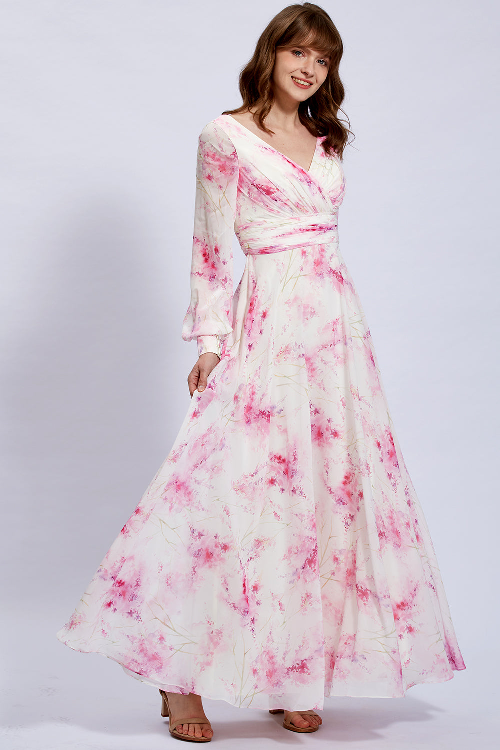 Abendkleid mit langen Ärmeln und V-Ausschnitt aus Blumen-Chiffon in Rosa