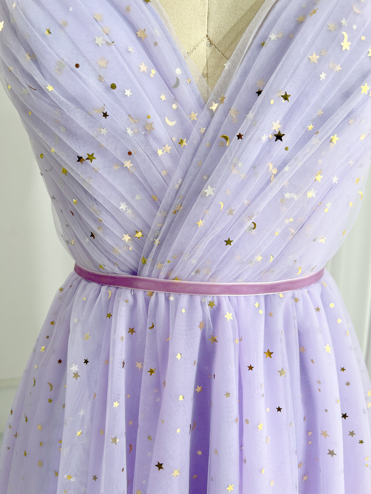 MissJophiel V Neck Sleeveless Midi Prom Dress Formal Evening Gown Lavender / Above Knee / US10 MissJophiel V Neck Sleeveless Midi Prom Dress Formal Evening Gown Lavender / Above Knee / US10