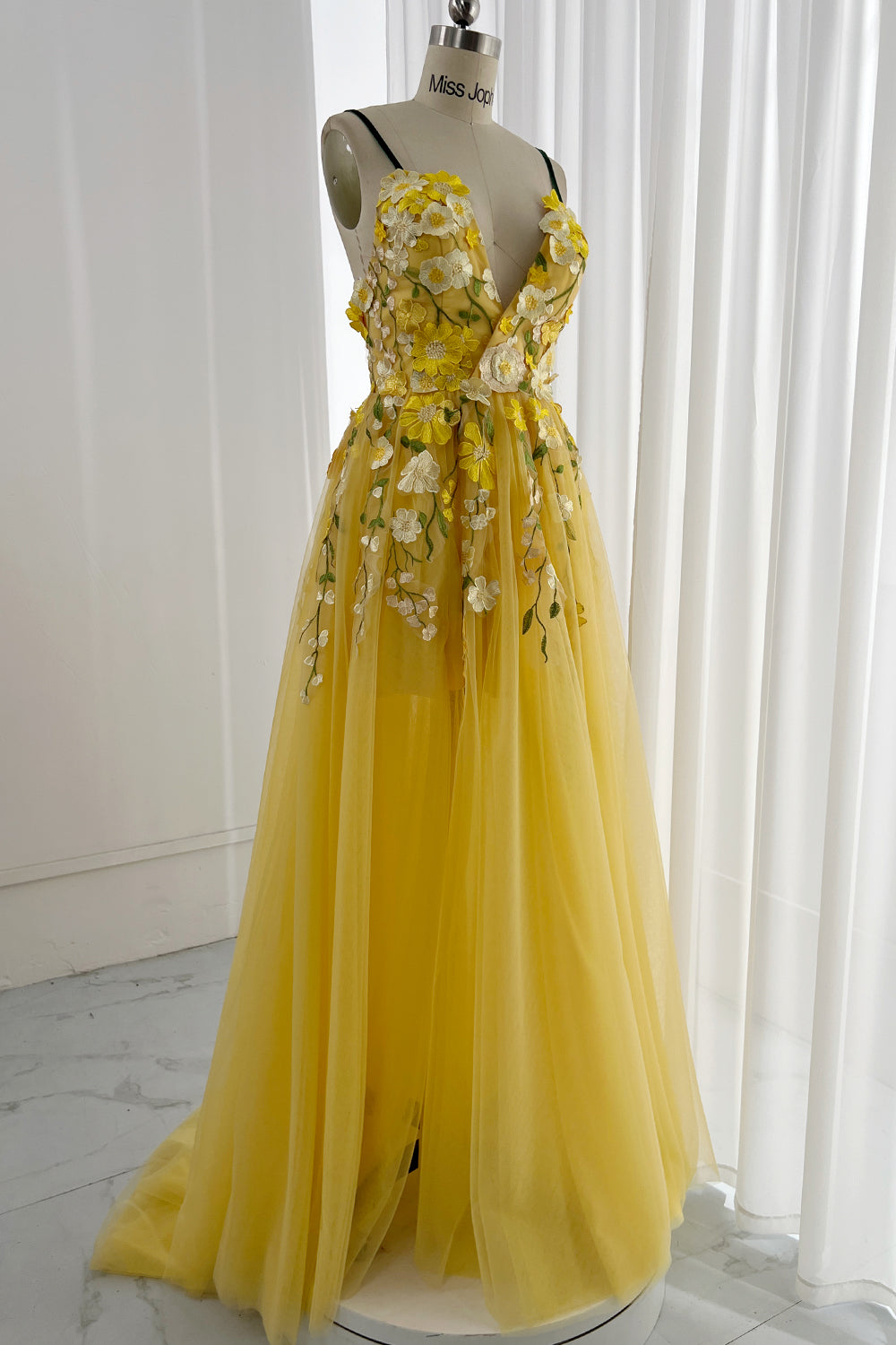 MissJophiel Embroidery Floral V Neck Yellow Prom Dress