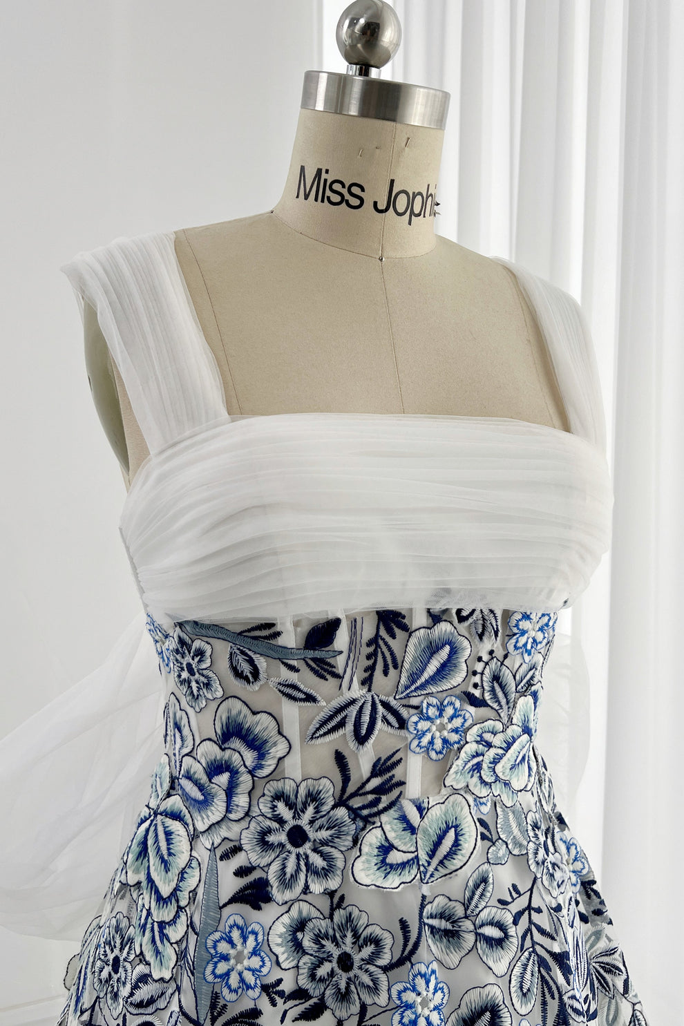 MissJophiel Blue and White Embroidery Floral Corset Mini Dress with