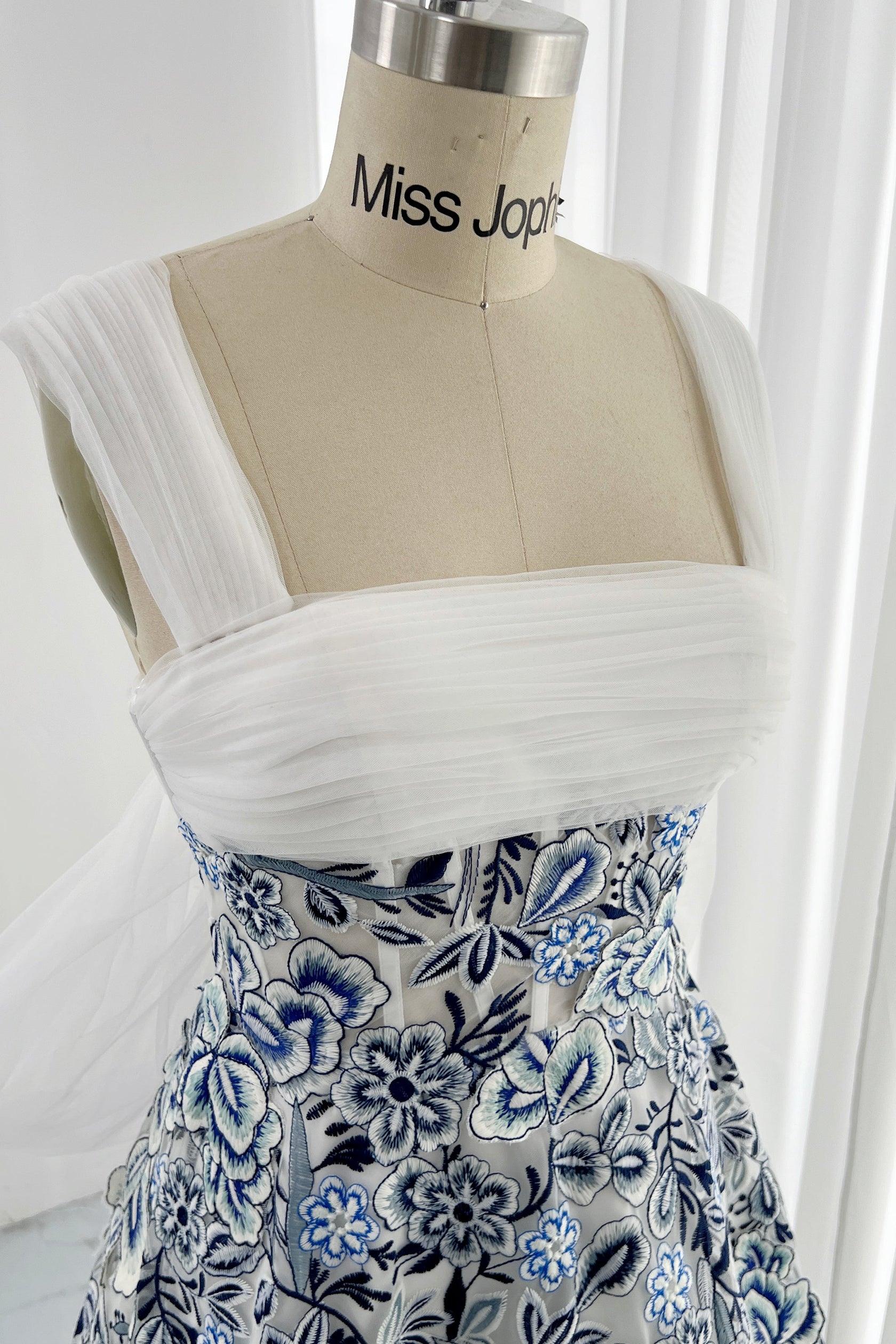 MissJophiel Blue and White Embroidery Floral Corset Mini Dress with
