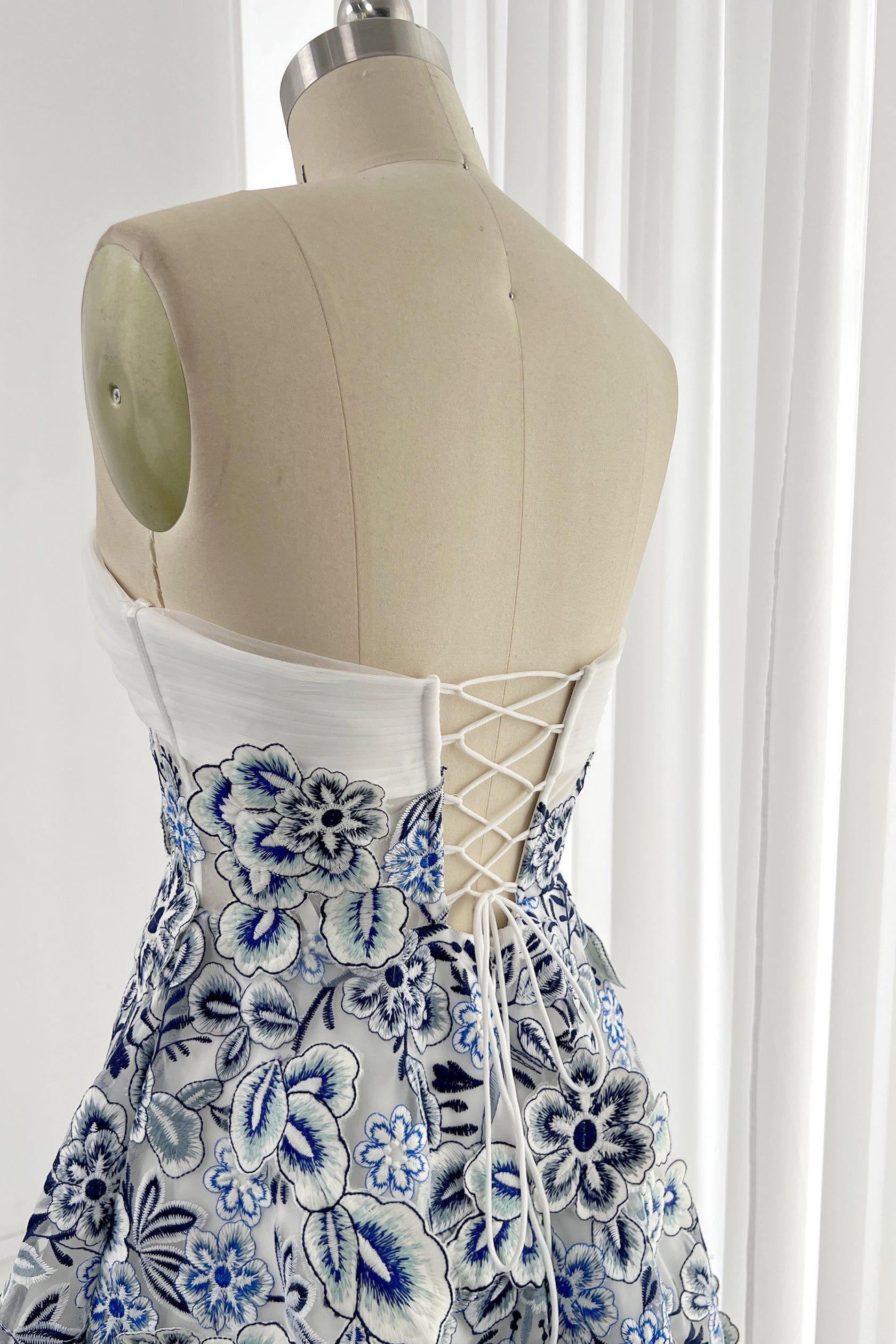 Lynn | Floral Corset Mini Dress main image 1