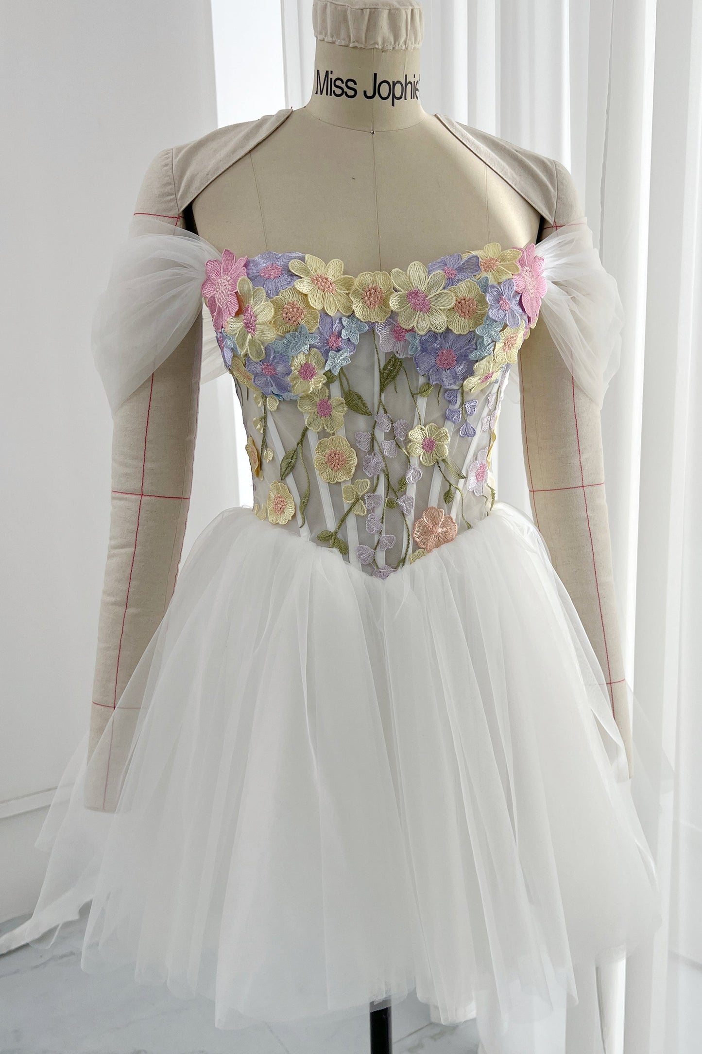 Corset Floral Embroidery Ivory Dress with Removable Off Shoulders