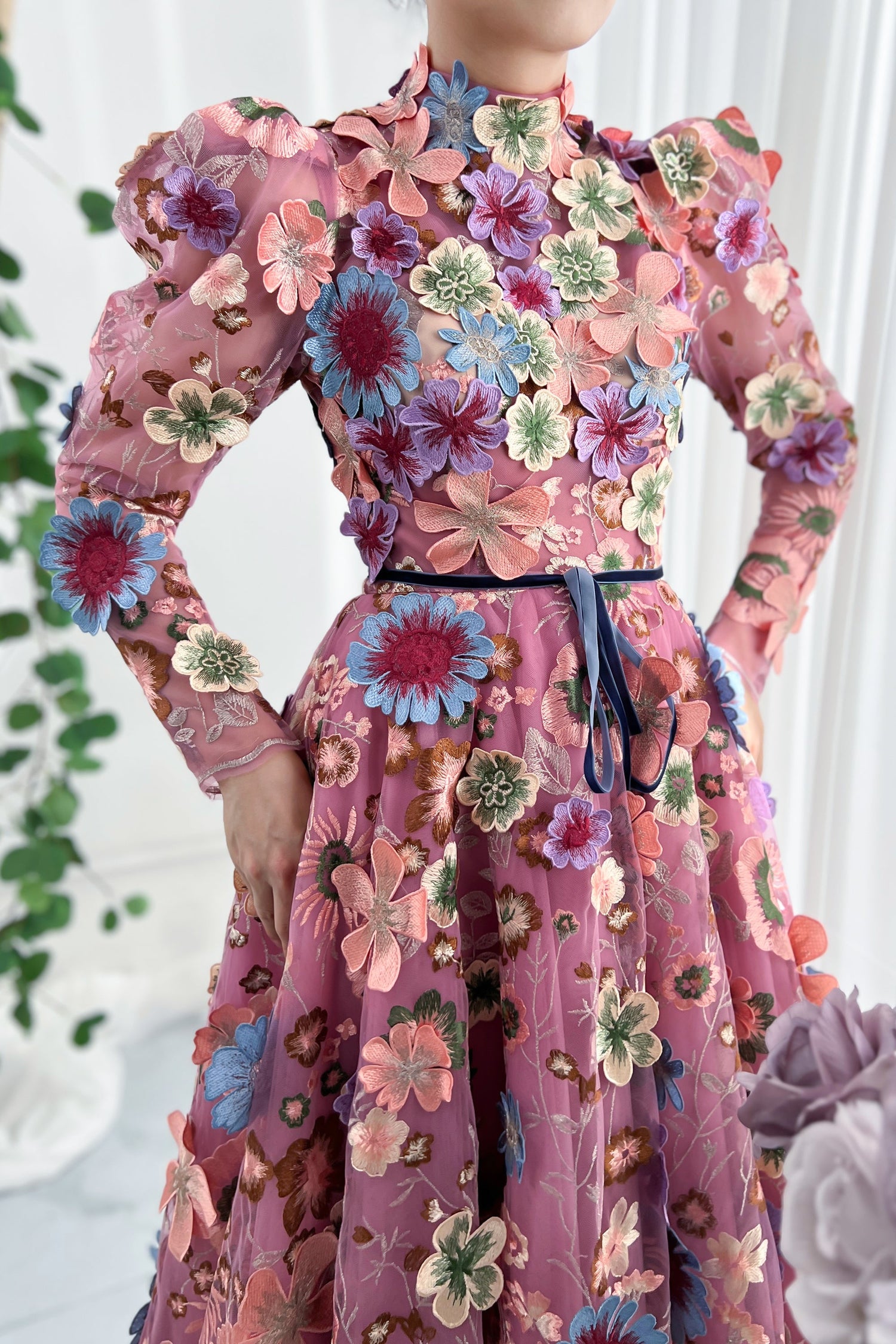 MissJophiel Leg-of-mutton Sleeves Emboridery Floral Dress with Open Back