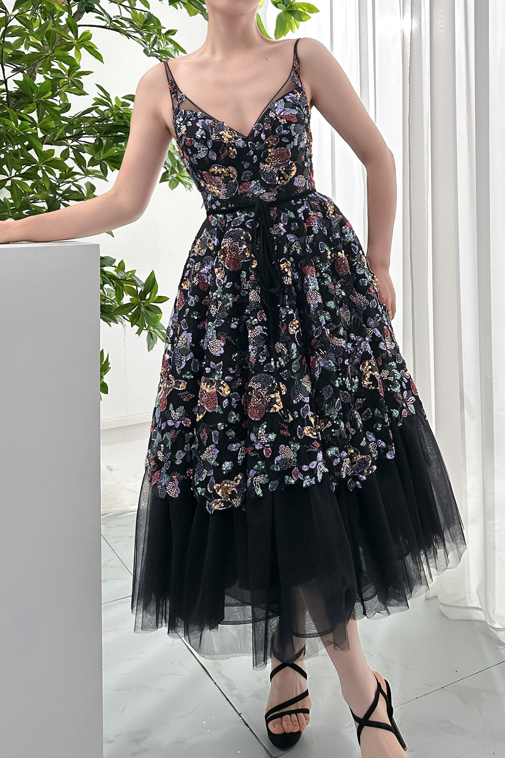 Straps V Neck Beaded Sequin Floral Black Dress