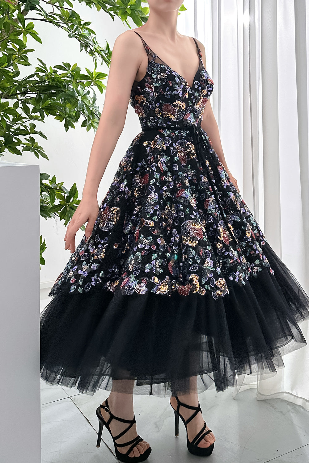 Straps V Neck Beaded Sequin Floral Black Dress