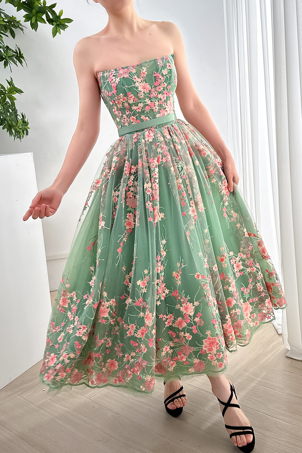 Heart Shaped Rose corset midi dress
