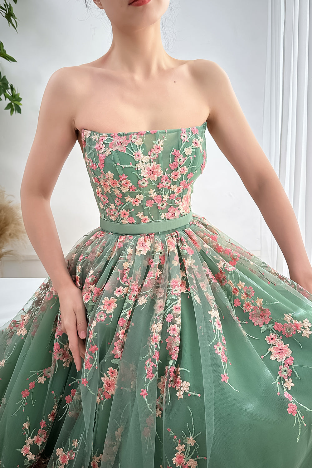 Strapless Embroidery Floral Corset Midi Dress