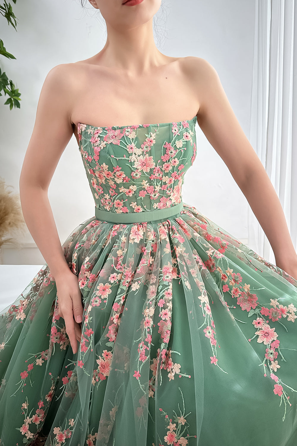 MissJophiel Strapless Embroidery Floral Corset Midi Dress