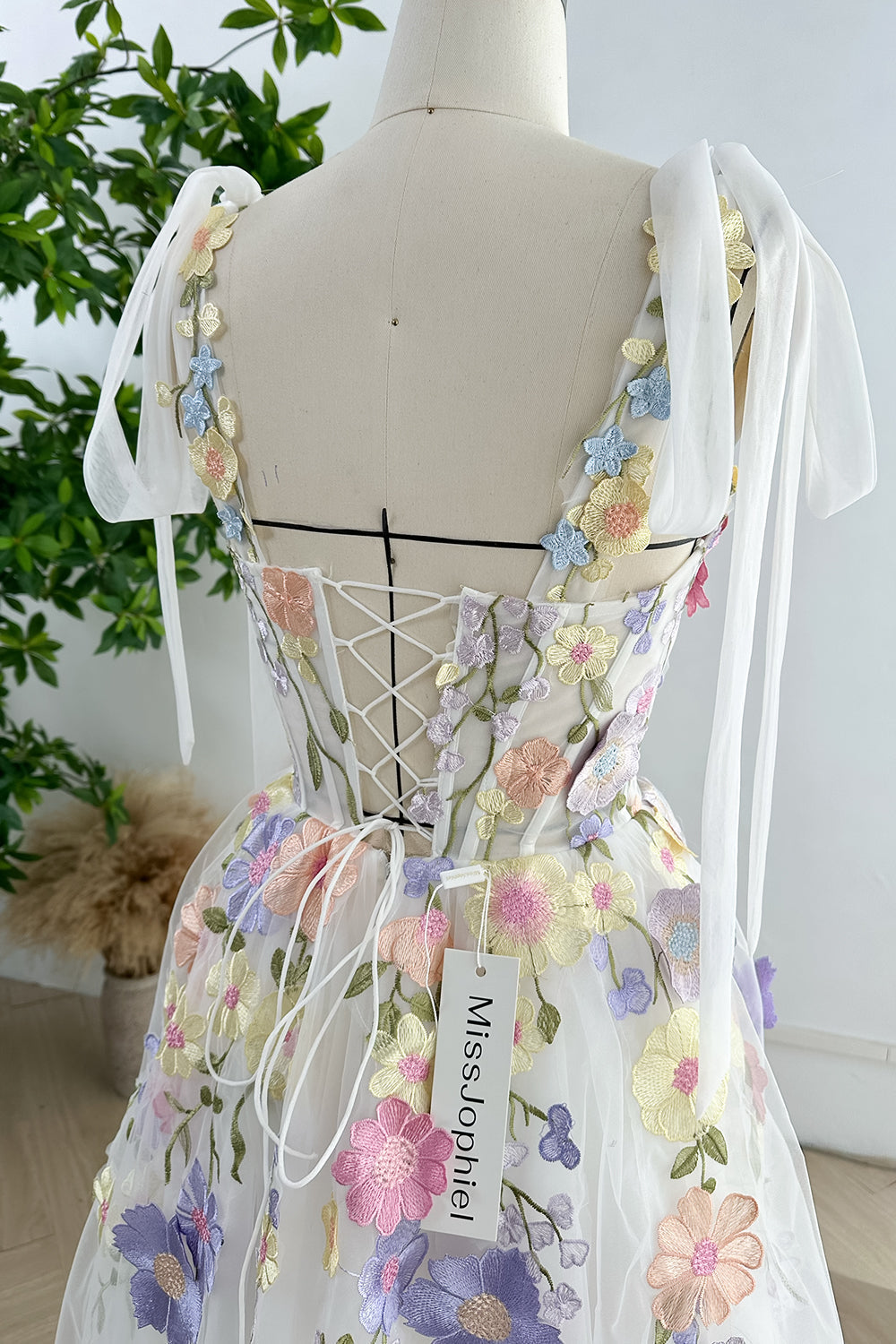 Embroidery Floral Corset Ivory Dress with Removable Tie Straps